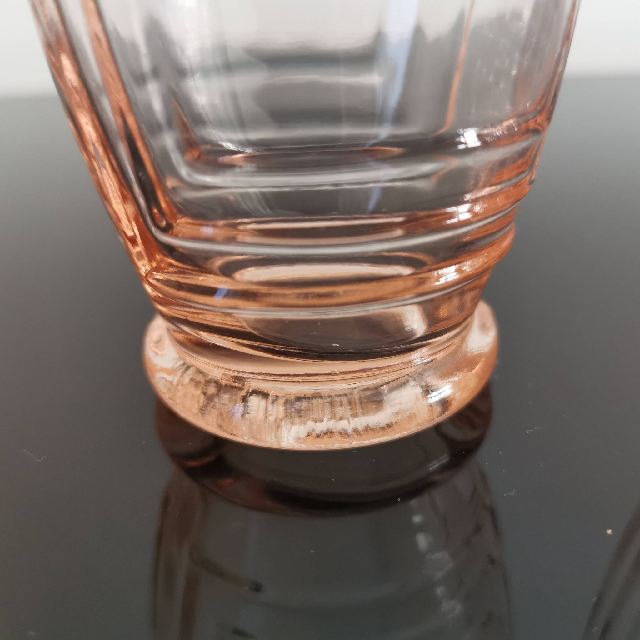 Set of 3 pink smoked glasses in chiseled glass from the 1950s