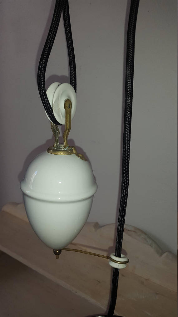 Black and white enamelled metal suspension