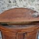 Cabinet demi-lune ancien en noyer, fin XVIIIe siècle, château français