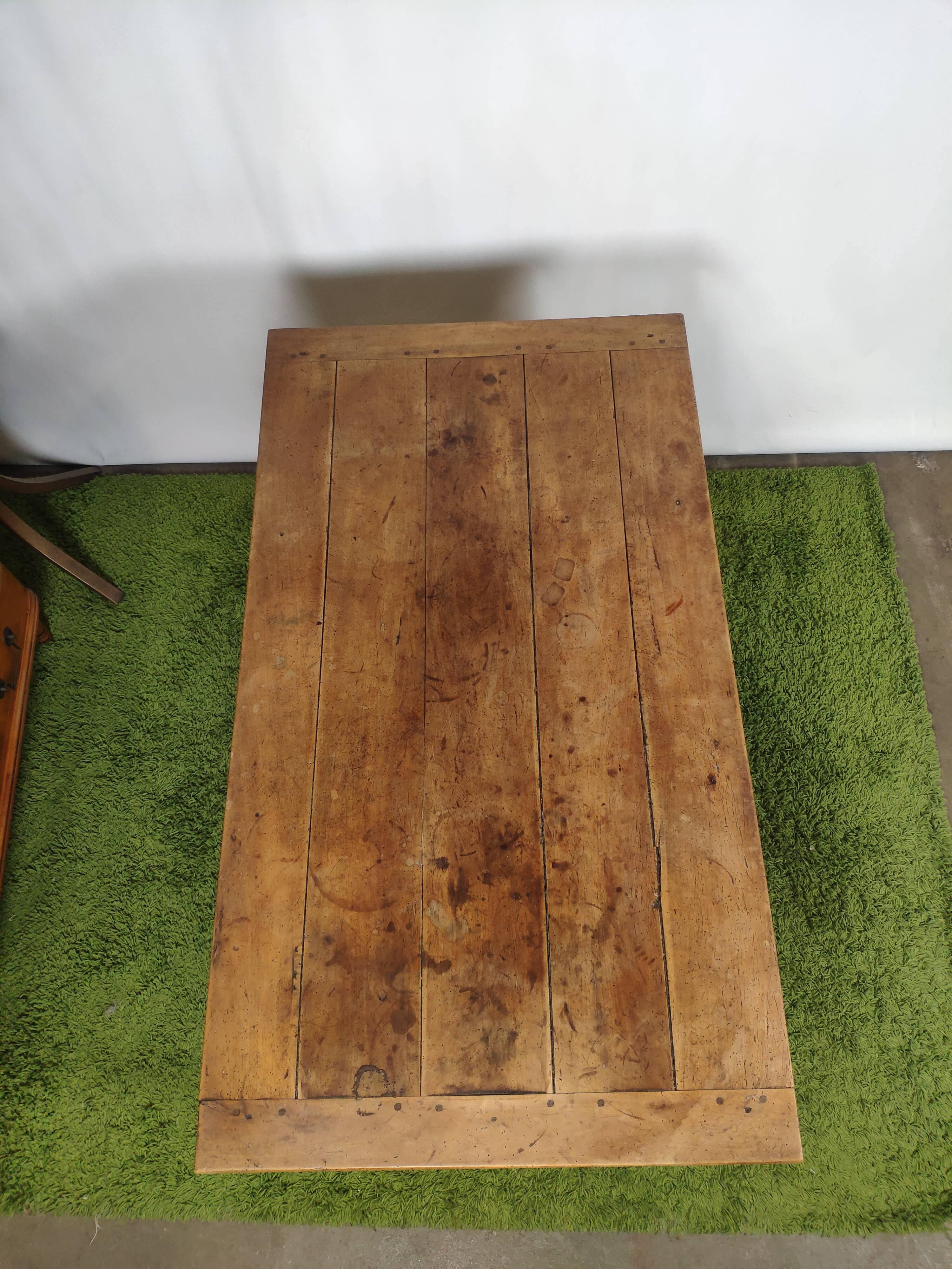 Light wood eating farm table