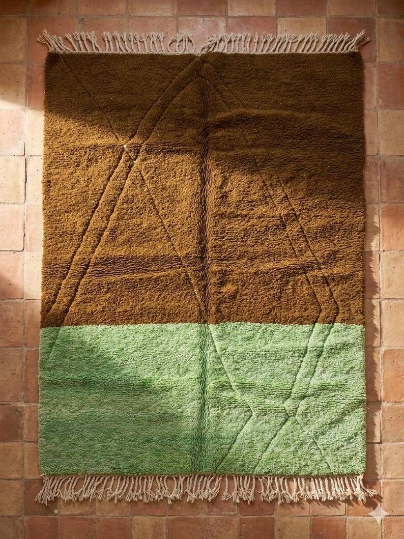 Handmade wool rug 250cm x 150cm