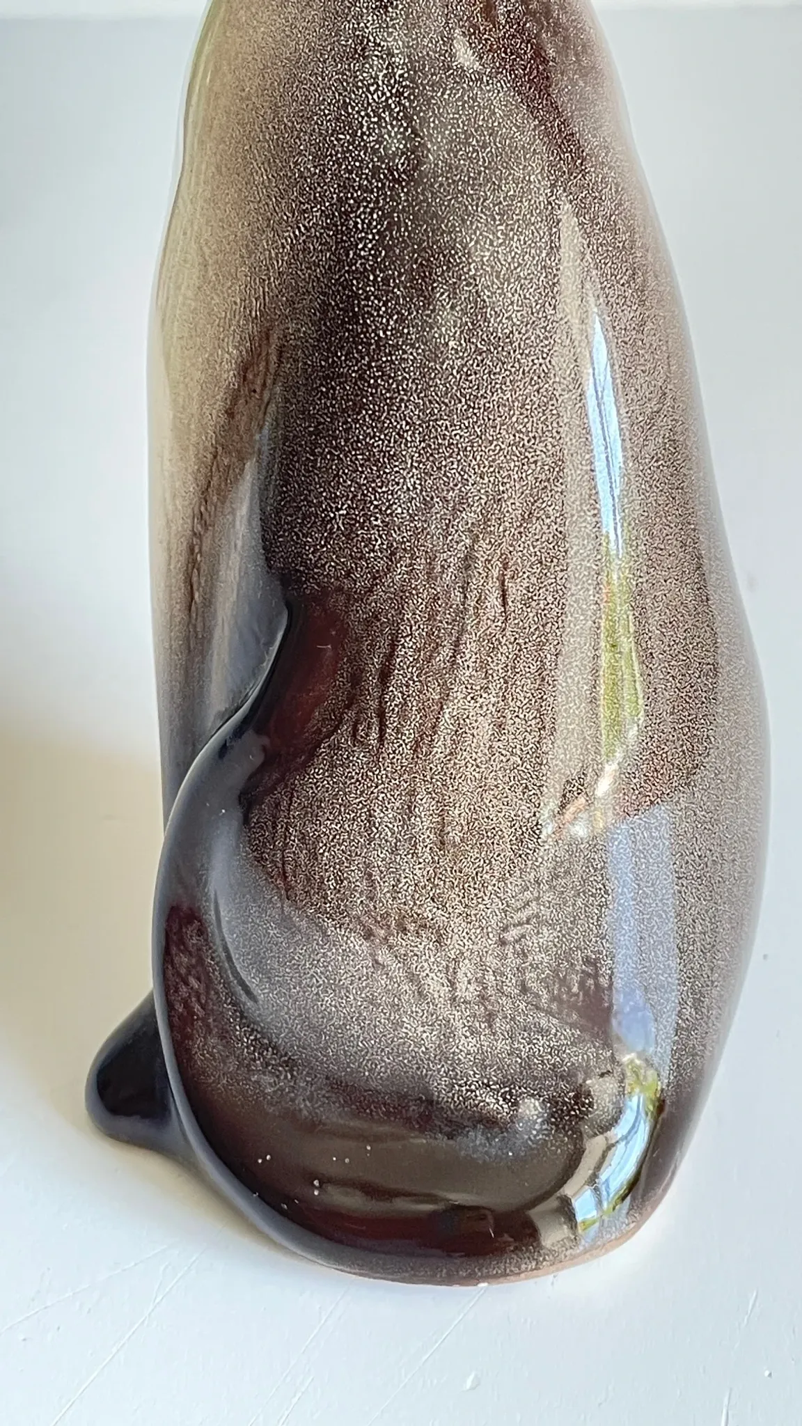 Vintage ceramic chat