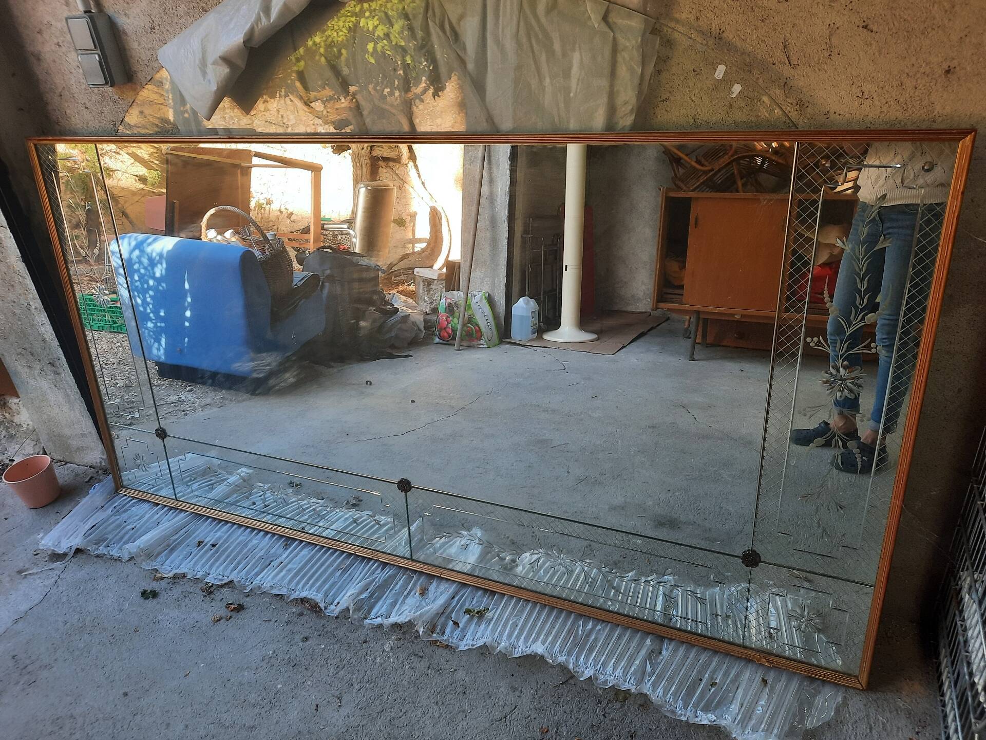 Immense miroir vénitien – 202 cm – verre gravé & biseauté – bois doré