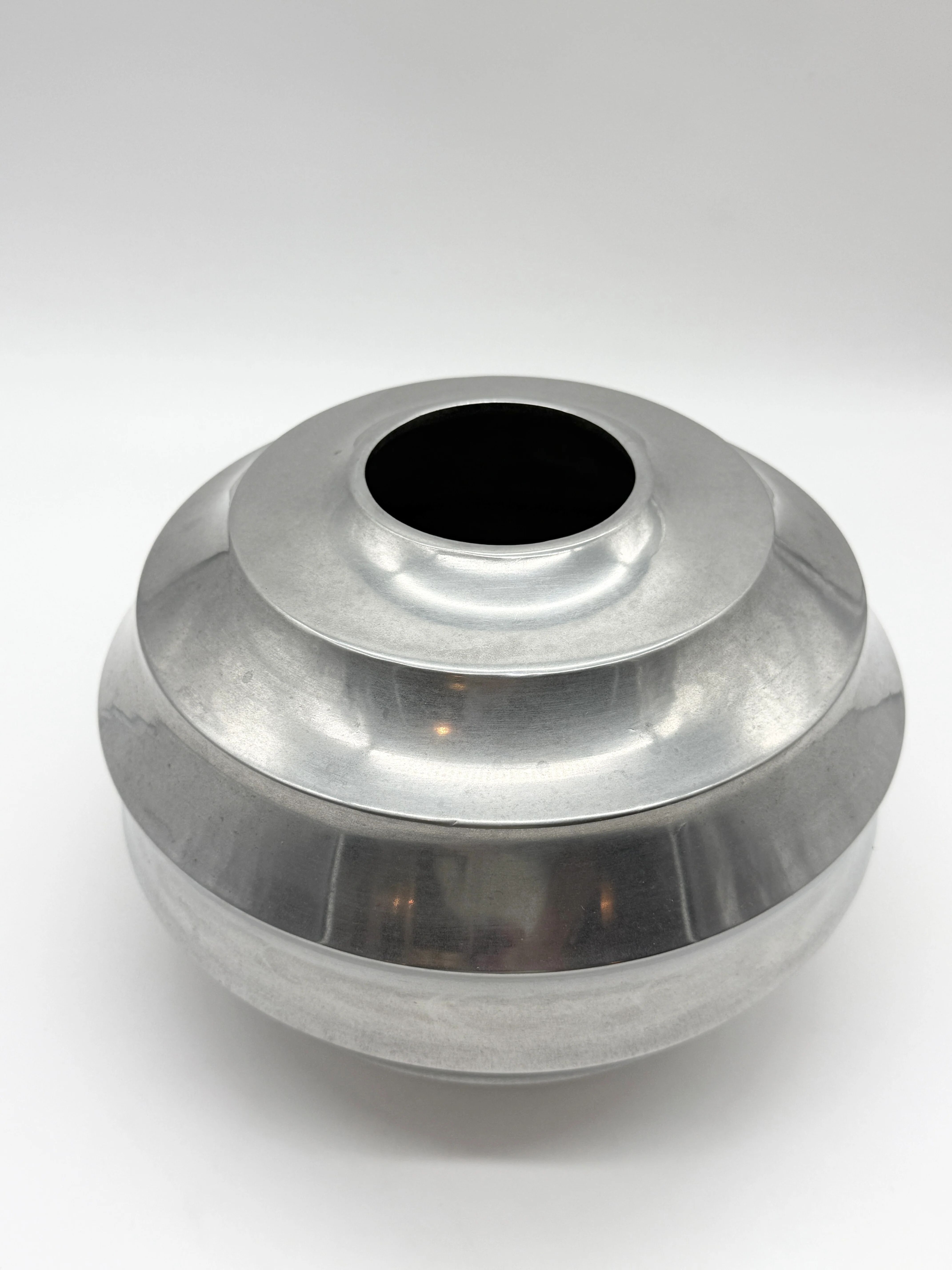 Vase space "saucer" in cast aluminium, 1970s