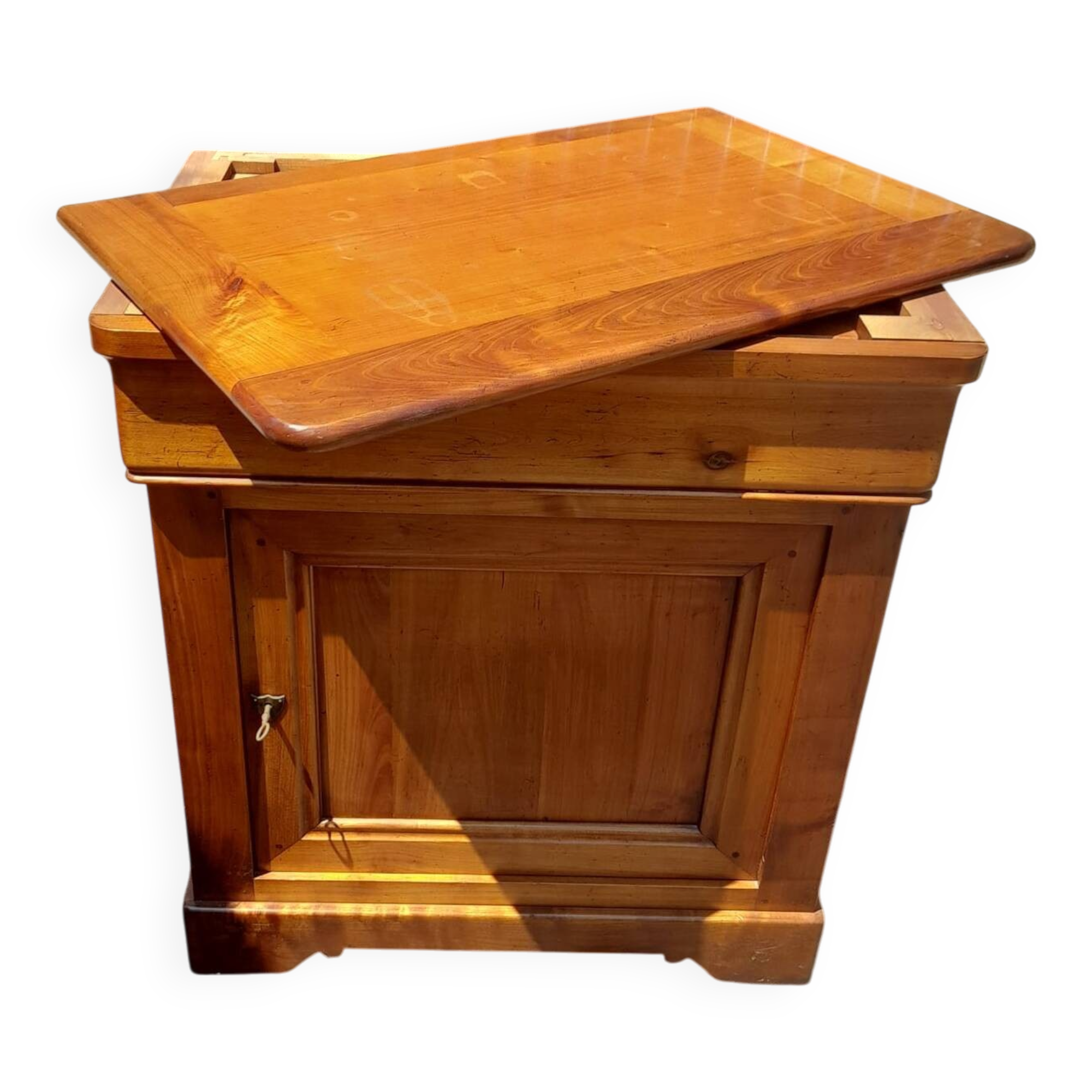 TV unit with rotating shelf