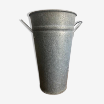 Pot en zinc, vase de fleuriste