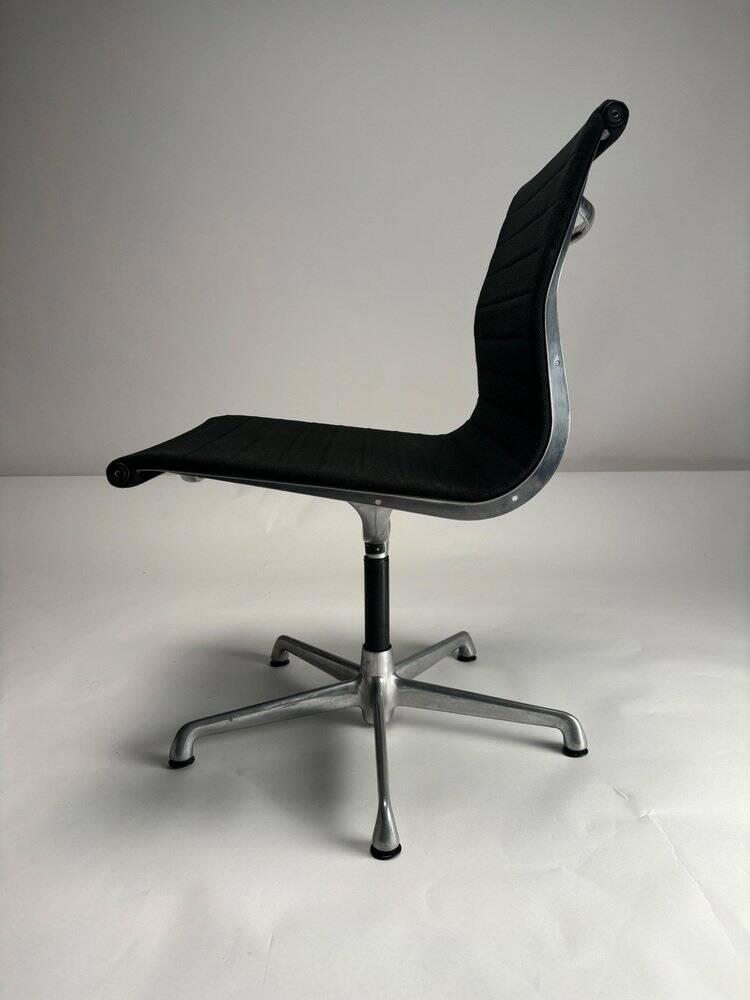 Model EA107 Swivel Chairs by Charles and Ray Eames for ICF De Padova, 1970s, Set of 2