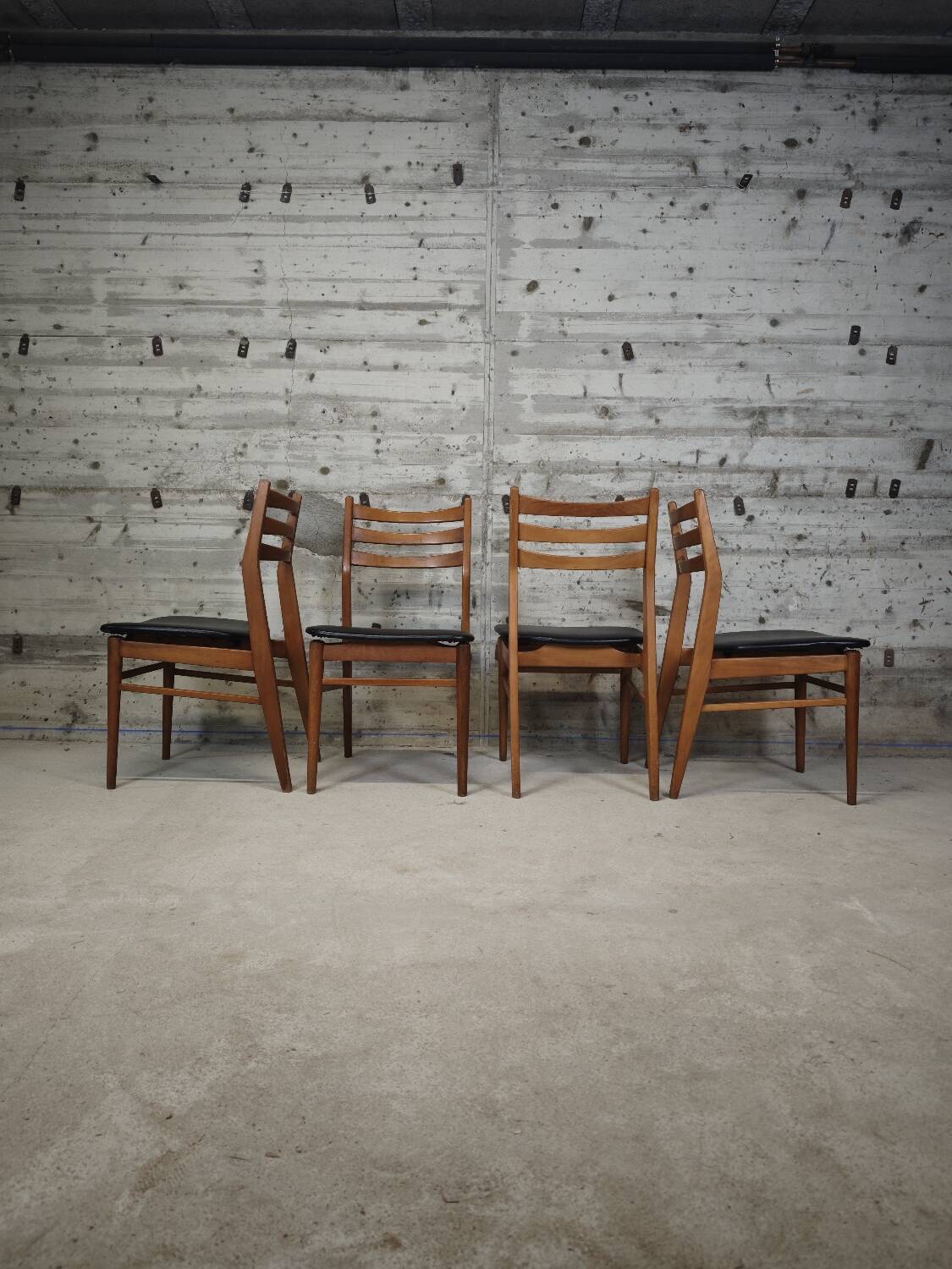 Set of 4 vintage skai chairs