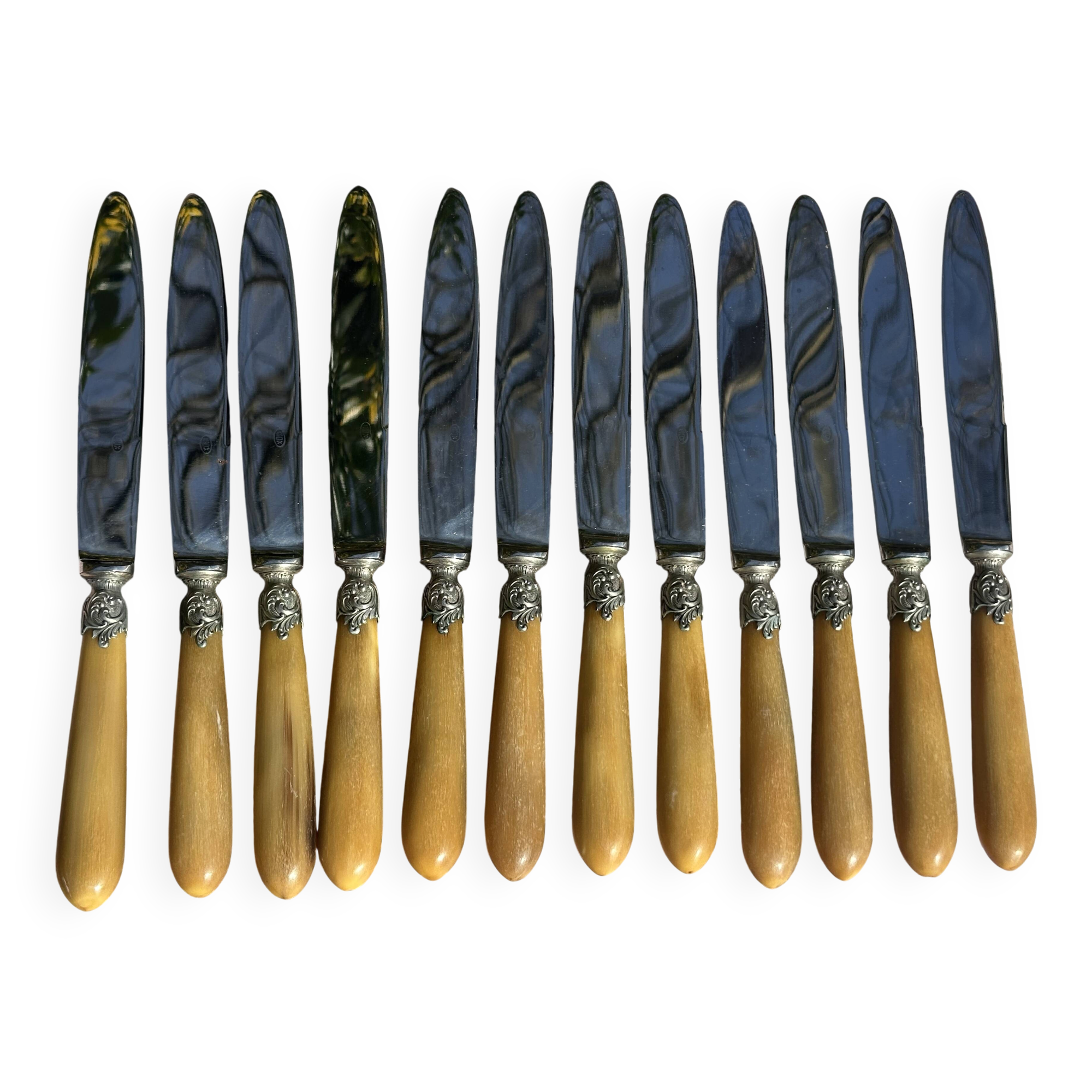 Set of 12 Antique Art Nouveau Table Knives - Tableware