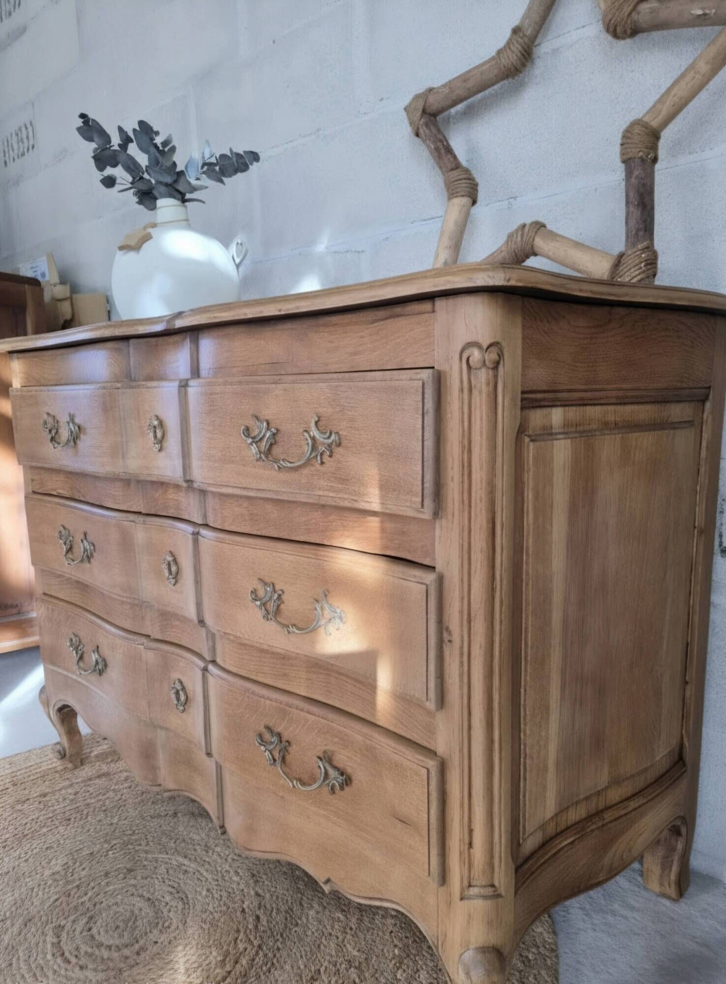 Renovated crossbow commode