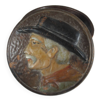 Terracotta lid box - man portrait