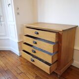 Old English chest of drawers