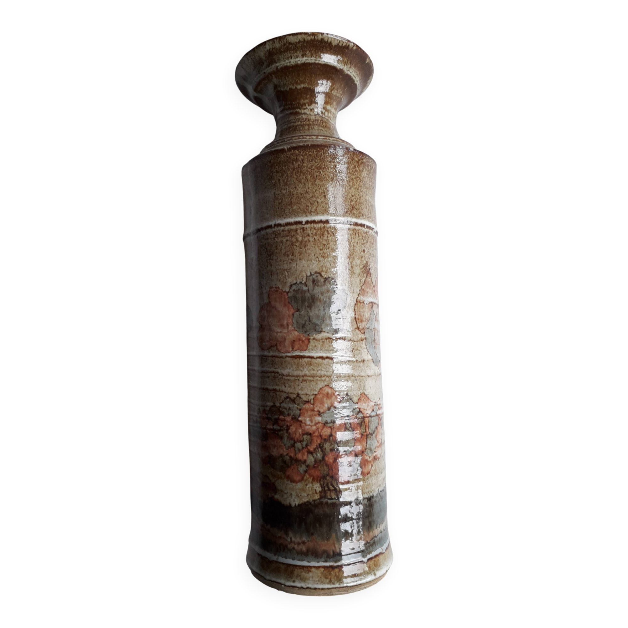 Vintage stoneware vase with naive decoration.