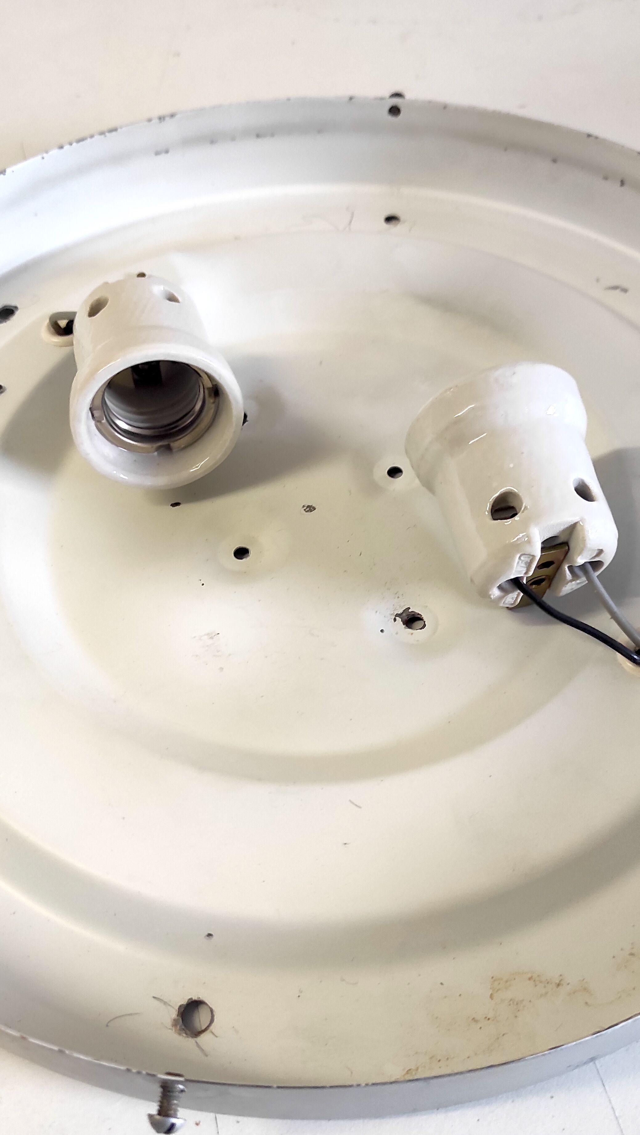 Ceiling lamp or wall lamp in cut glass in large format - 60s/70s