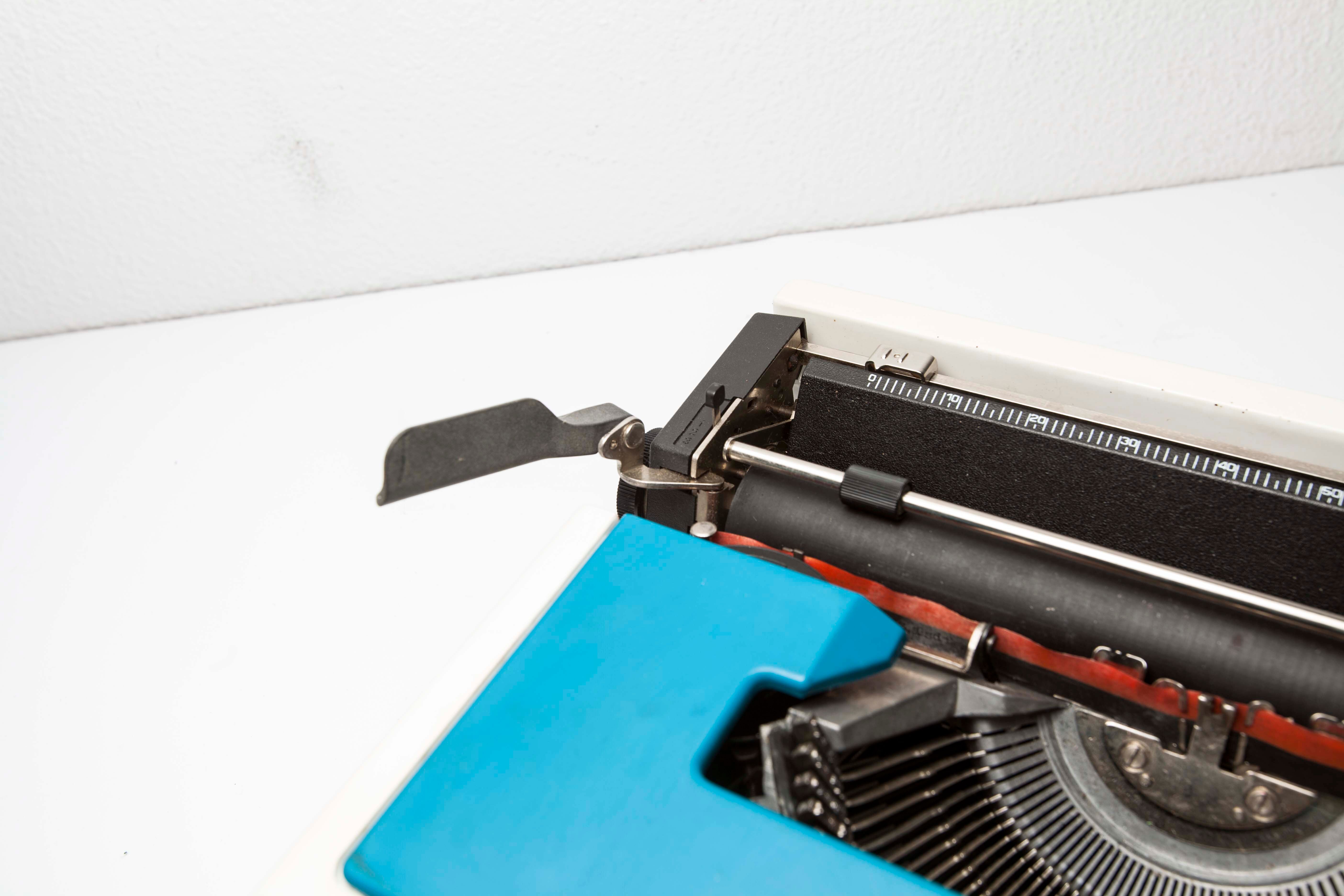 Underwood 315 blue and black laptop