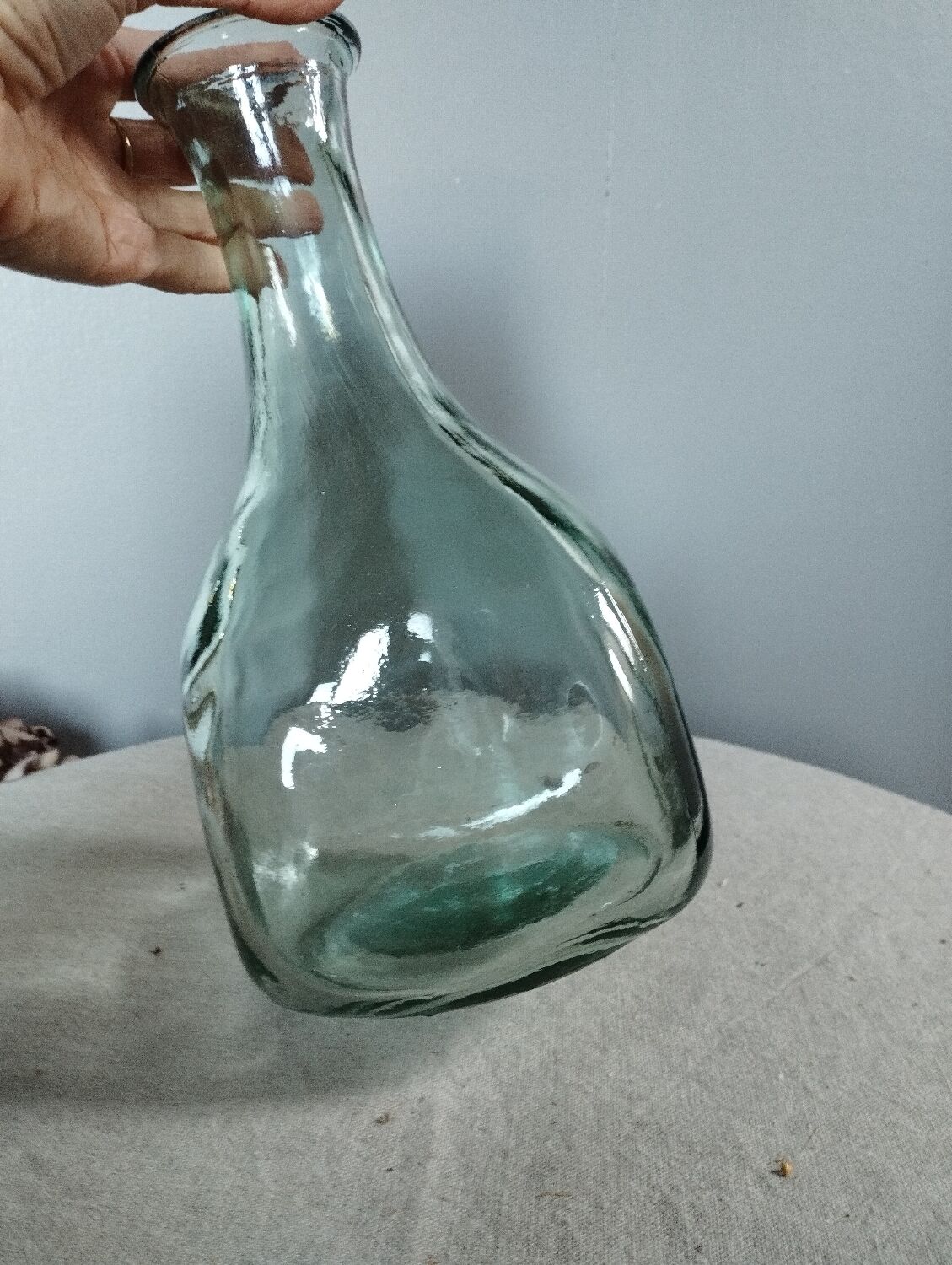 Duo of bottles/carafes, vintage