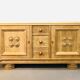 Buffet enfilade brutaliste
