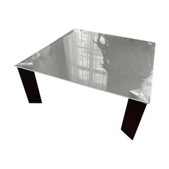 Square glass table TBE