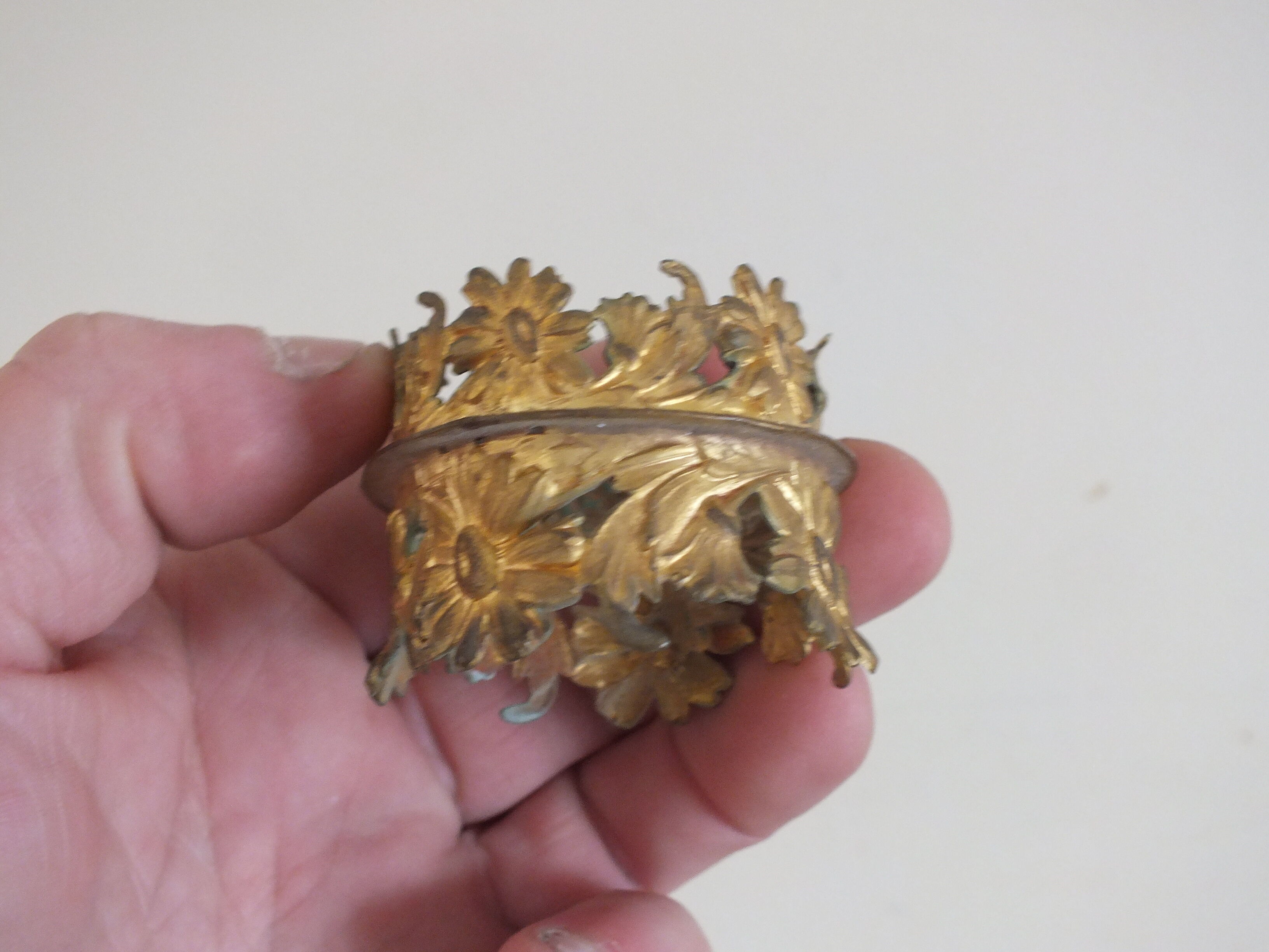 Charming little bulb vase 1900 gilded brass frame