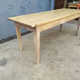 Farm table