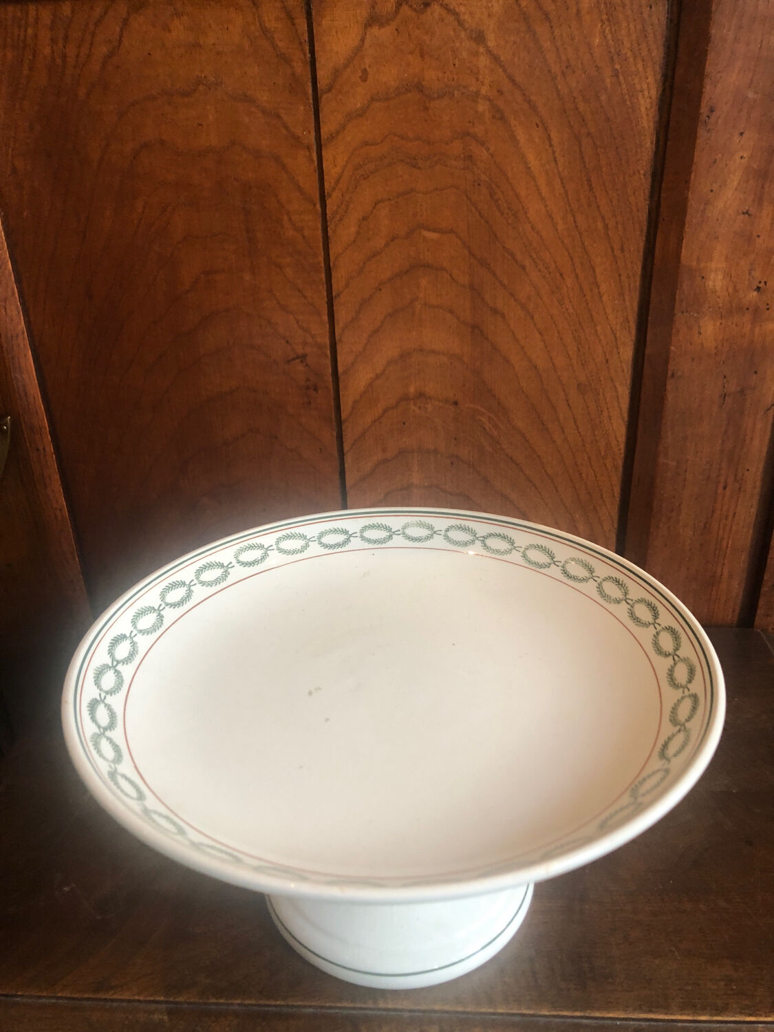 Dish on pedestal Saint Amand