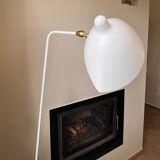 Straight floor lamp