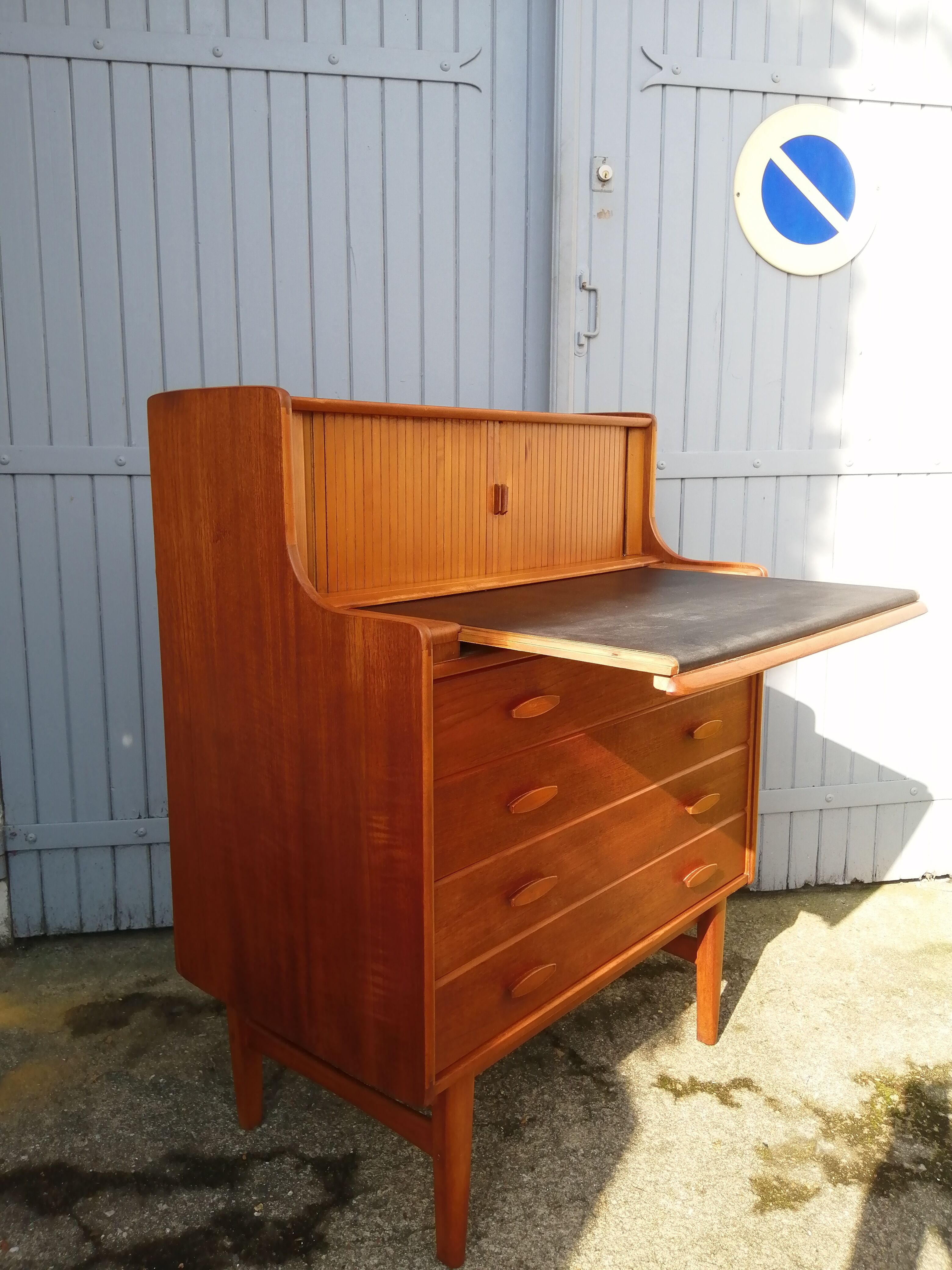 Vintage chest of drawers from the 60s