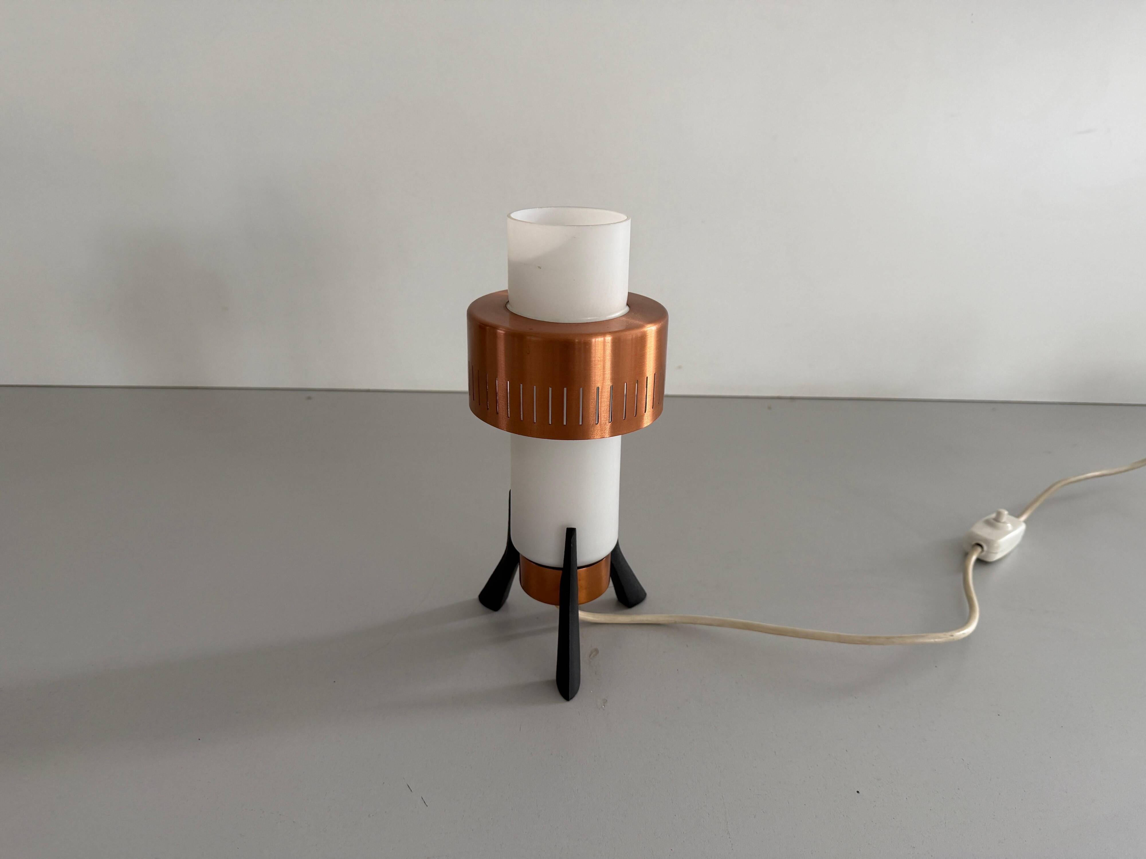 Simple table lamp in copper metal and opal glass, 1960s, Germany