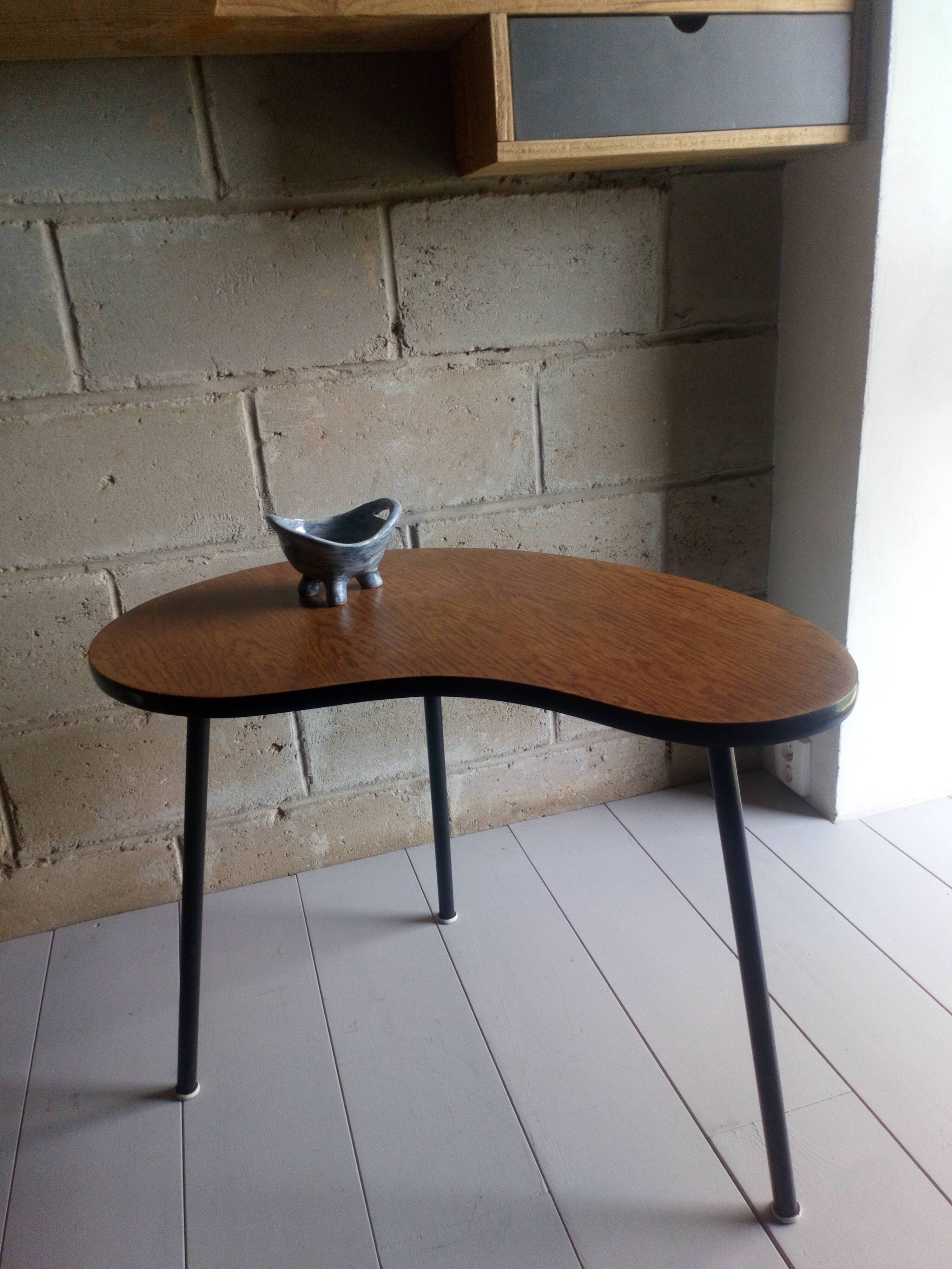 Scandinavian side table shaped bean with three feet