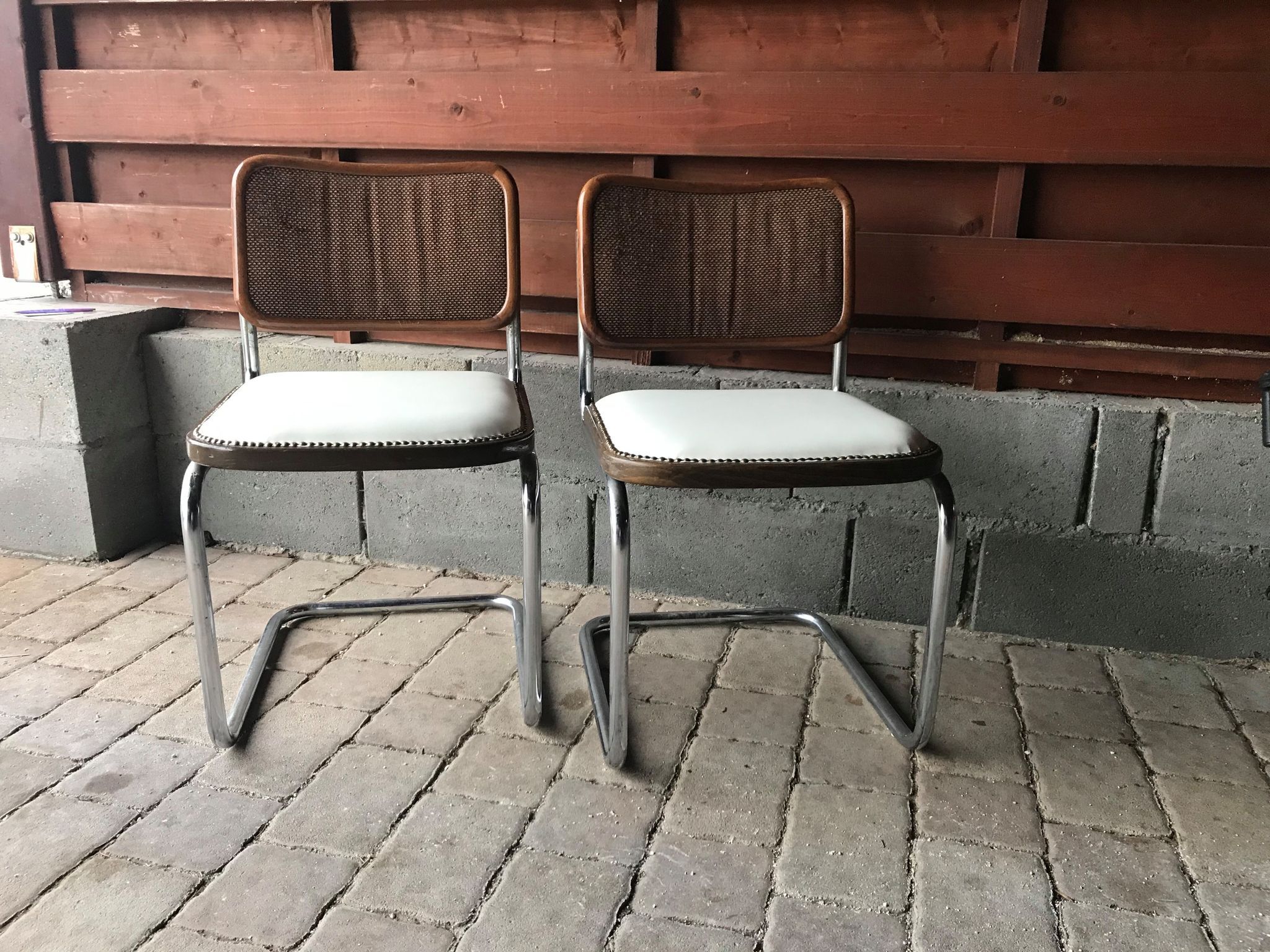 Set of 2 Cesca chairs Italy 1970s