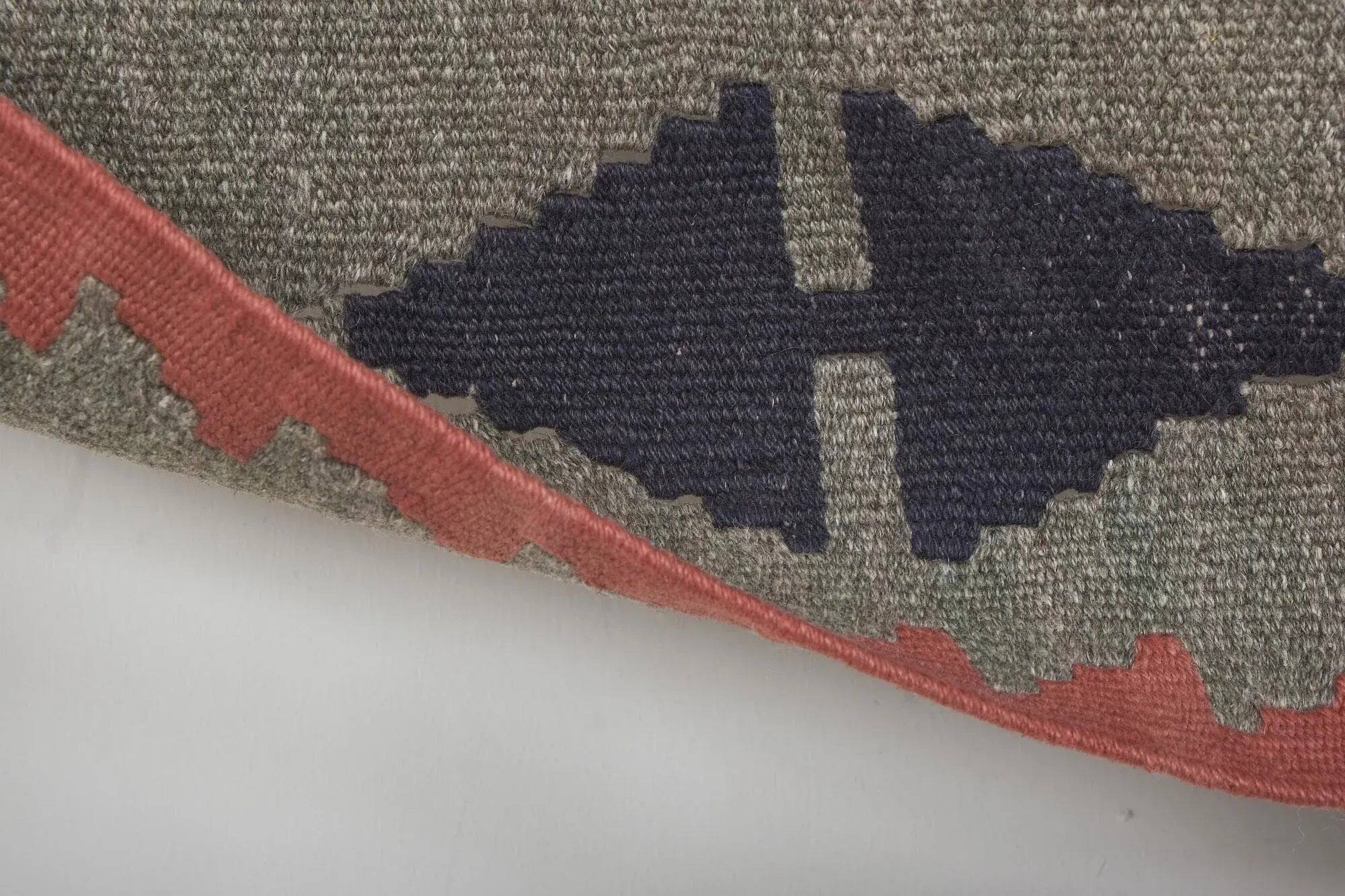 Vintage Turkish kilim, handwoven, 142x220 cm.