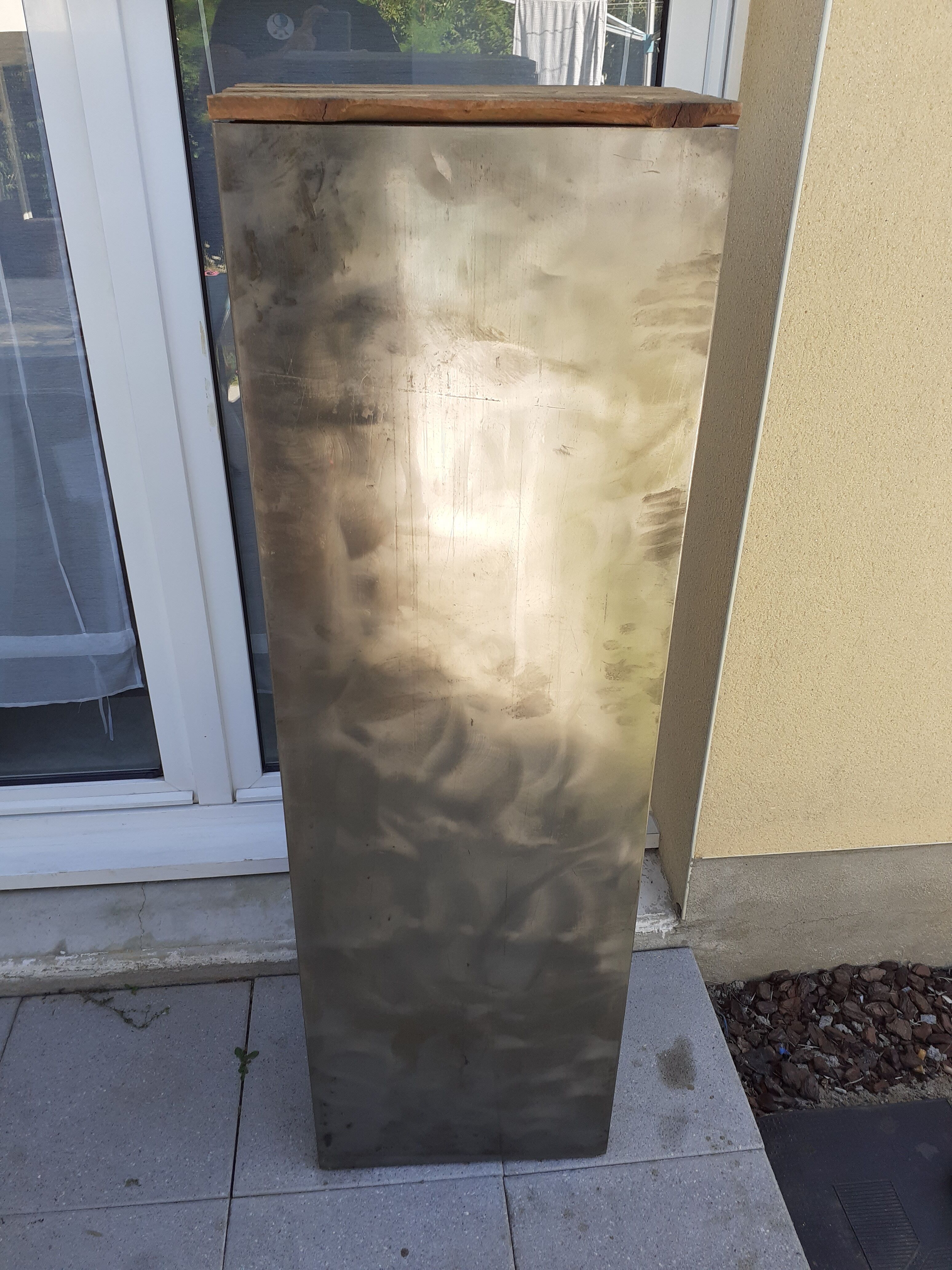 Roneo valve furniture