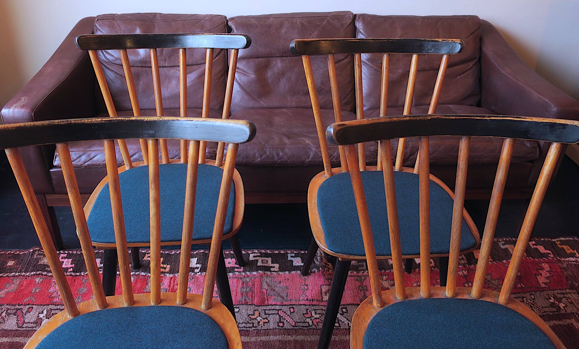 Set of 4 mid century dining chairs with splayed legs, 1950s-60s