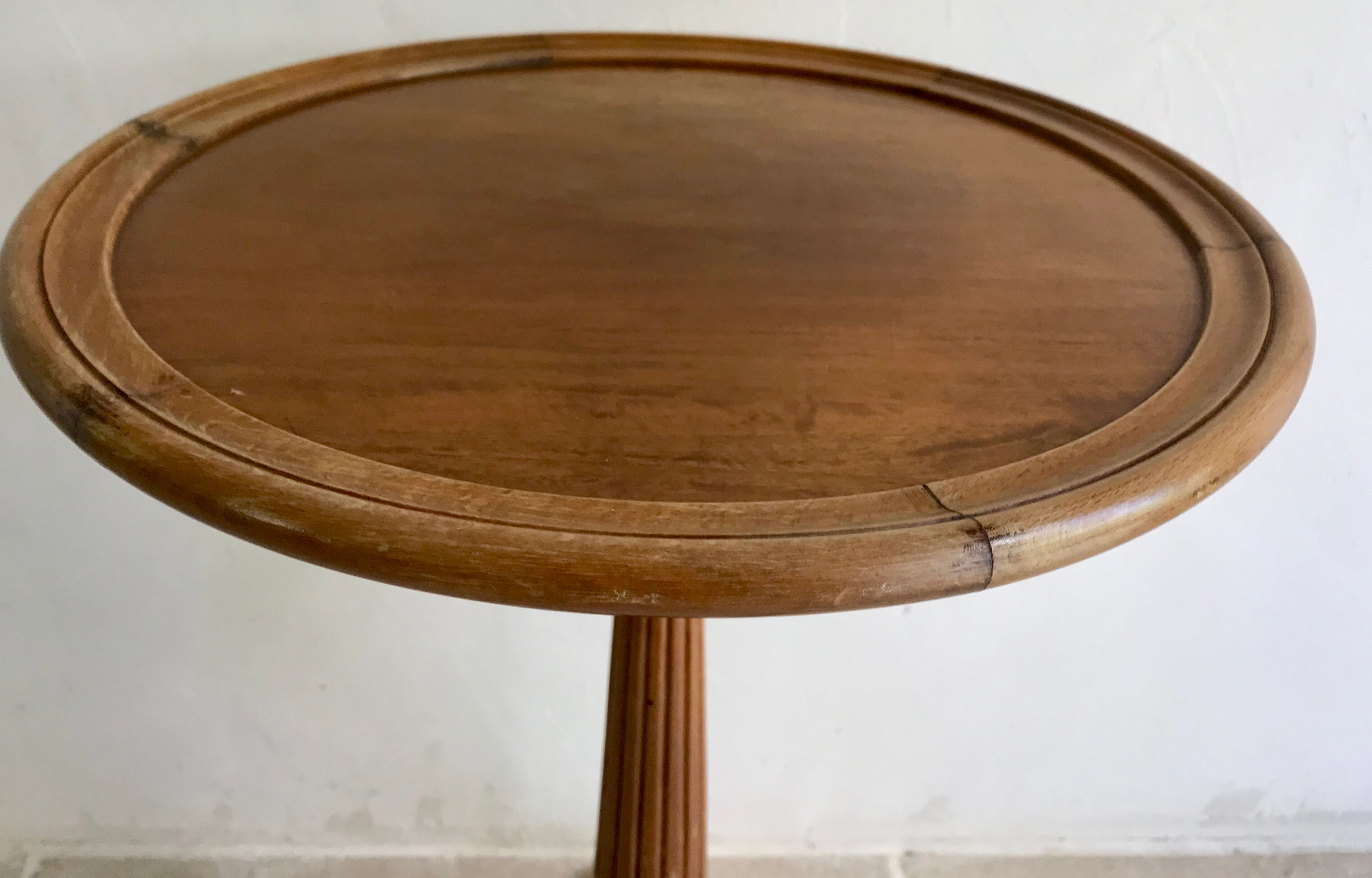 Vintage tripod pedestal