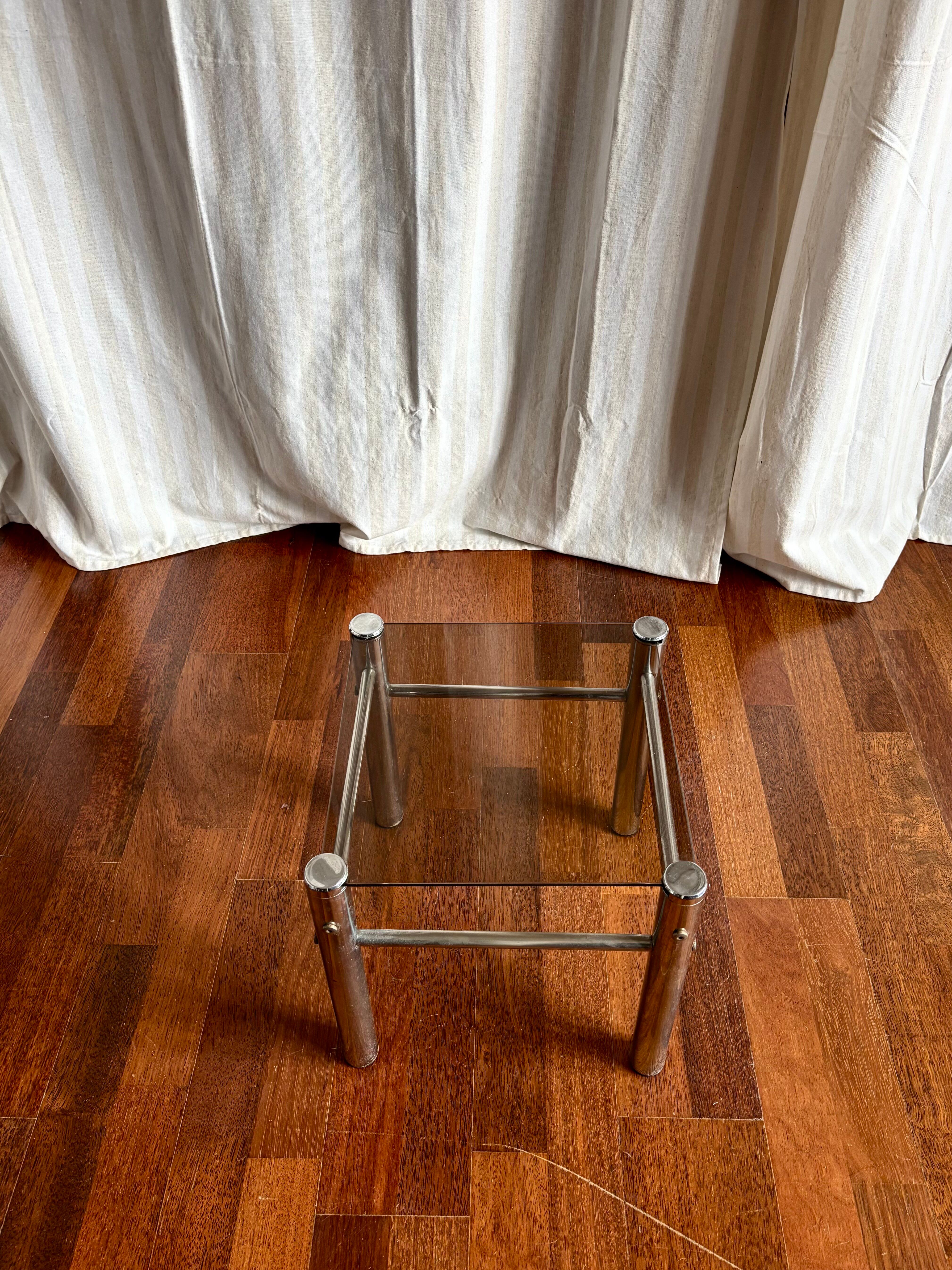 Table basse gigogne  années 70
