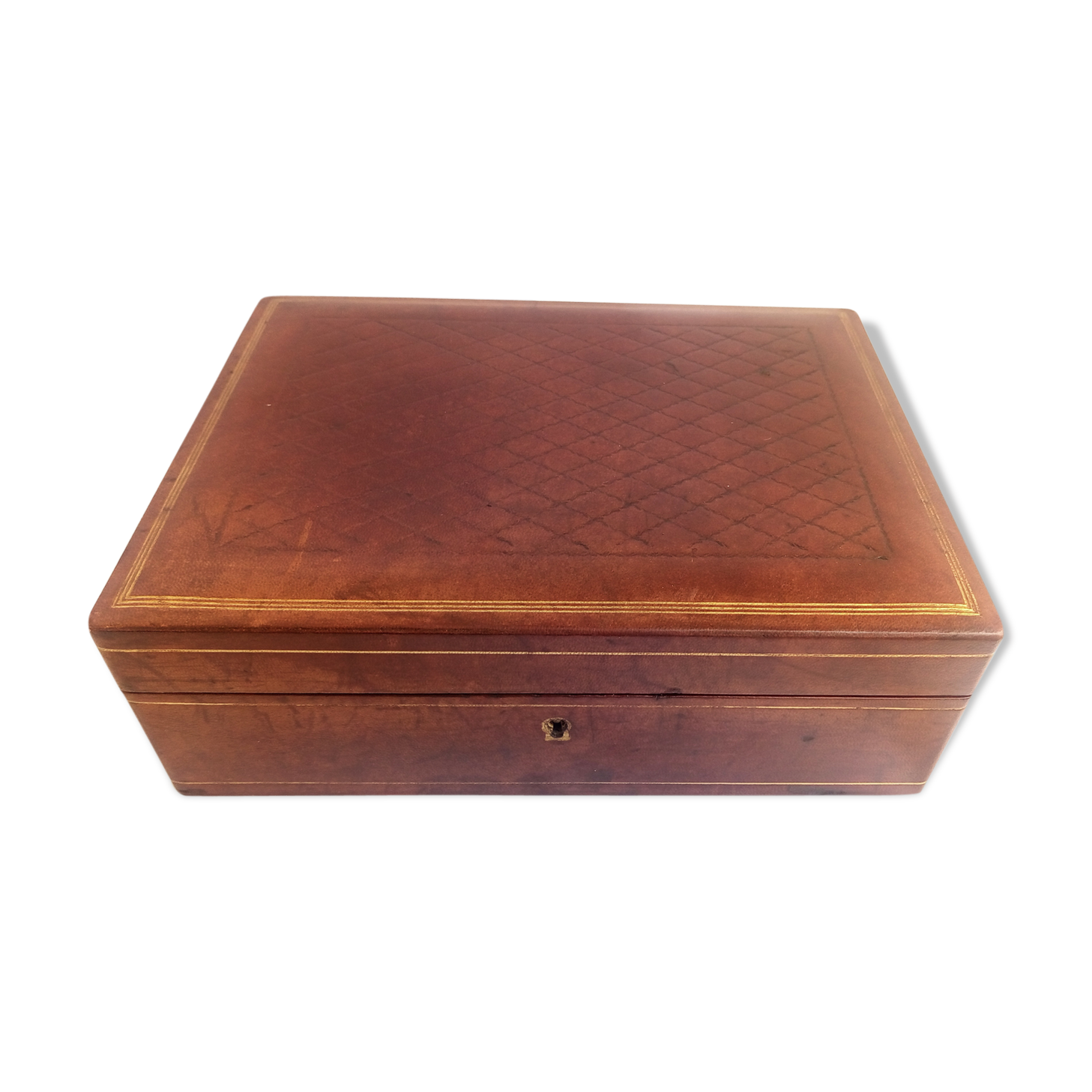 Gold-style leather leather chest