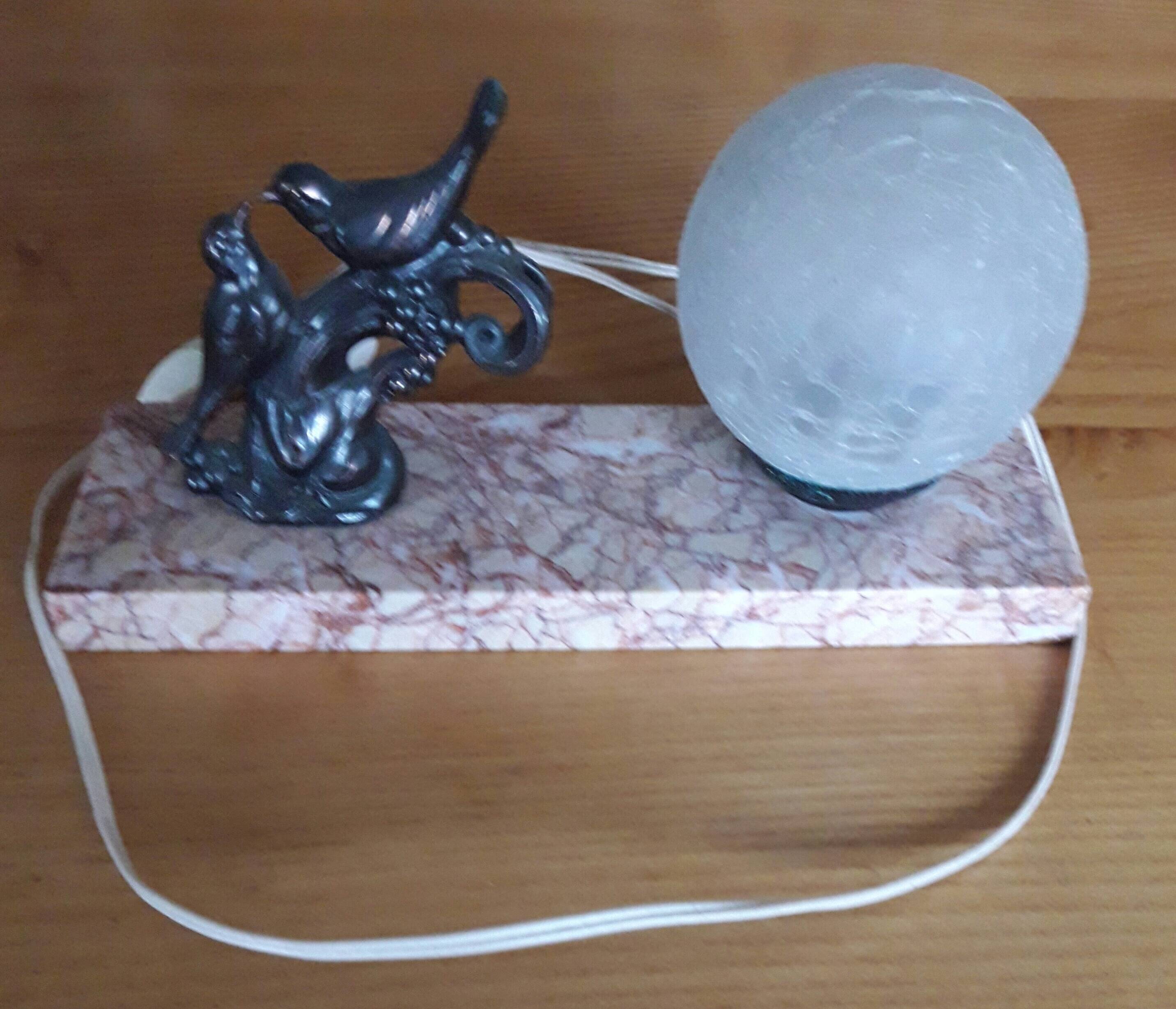 Art deco bedside night light lamp
