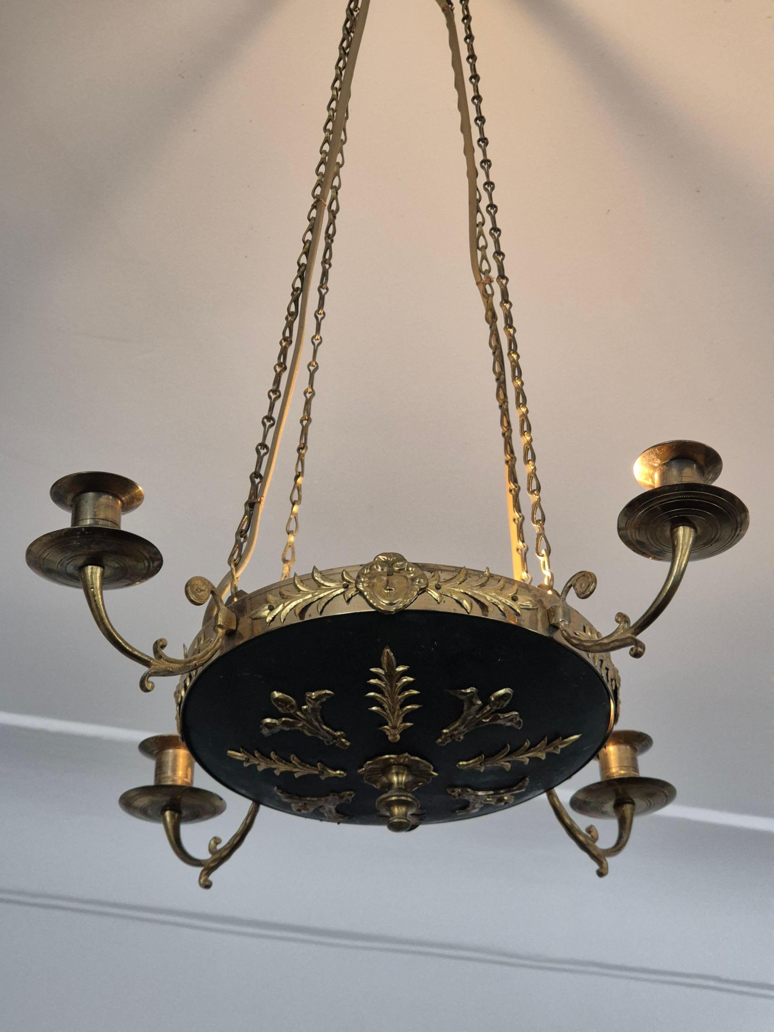 Pendant in brass with two light sockets and four candle holders, Empire style