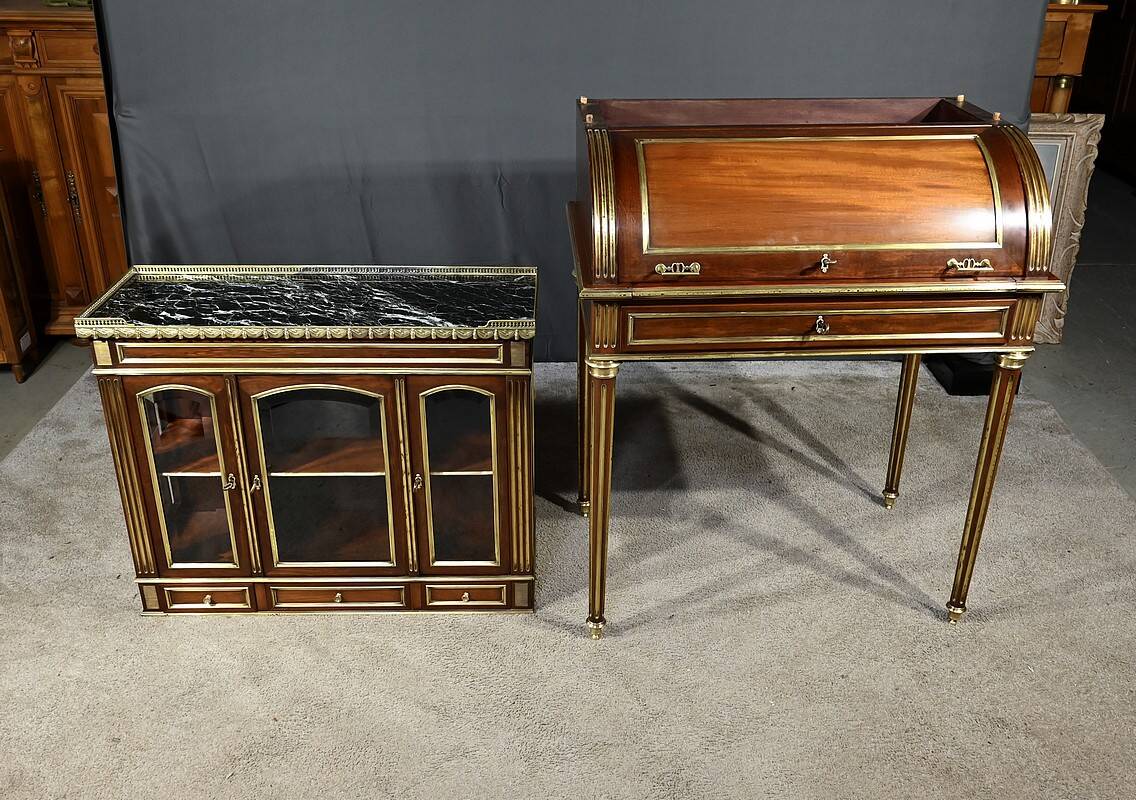 Rare Small Cylinder Desk and Showcase, Louis XVI style – Mid-19th century