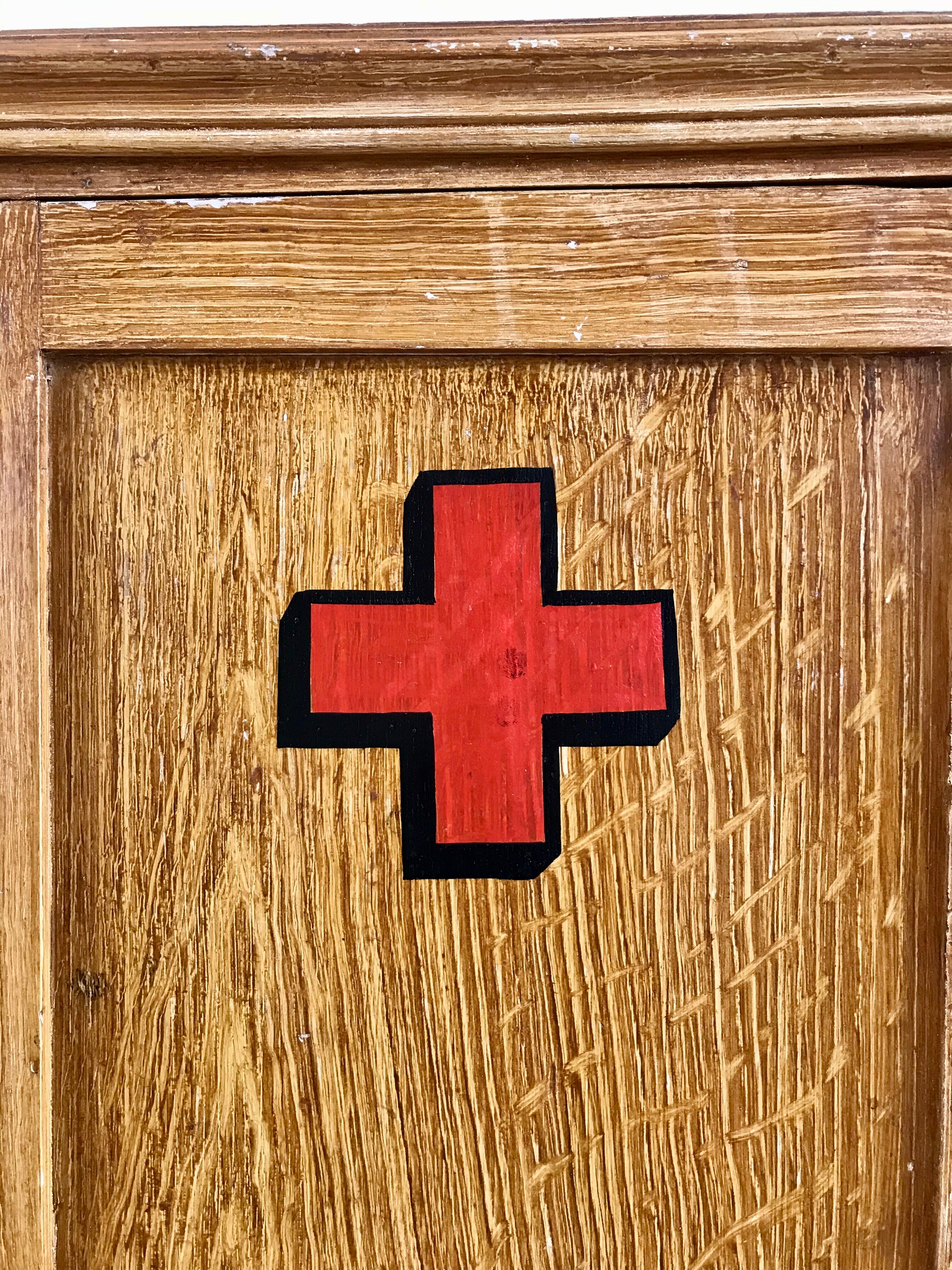Wall Shelf / Medicine Cabinet Vintage 50s