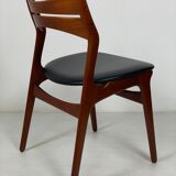 Erik Buch Chairs Set of 4 in Teak Model 130