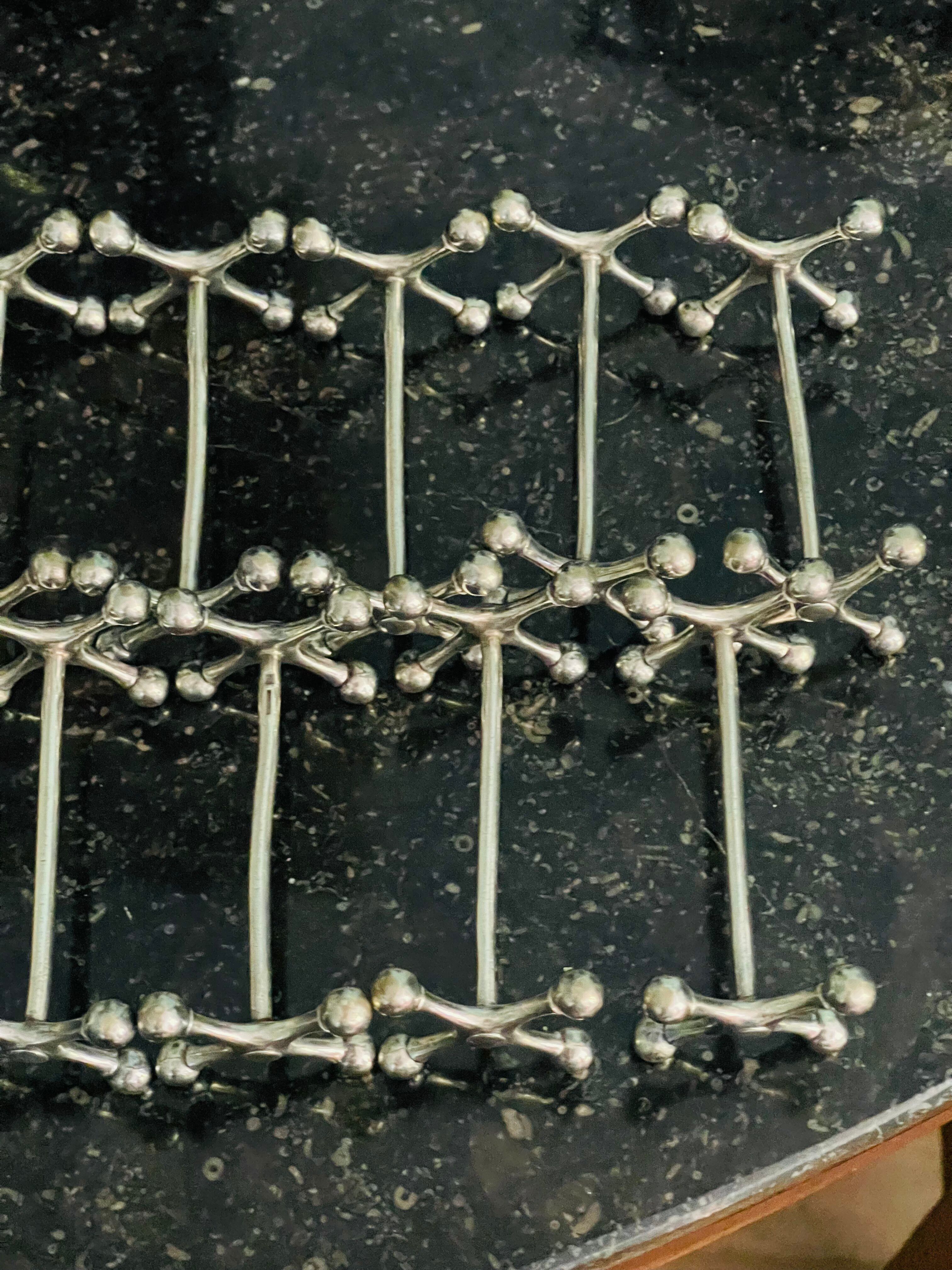 Christofle Atomium knife rest