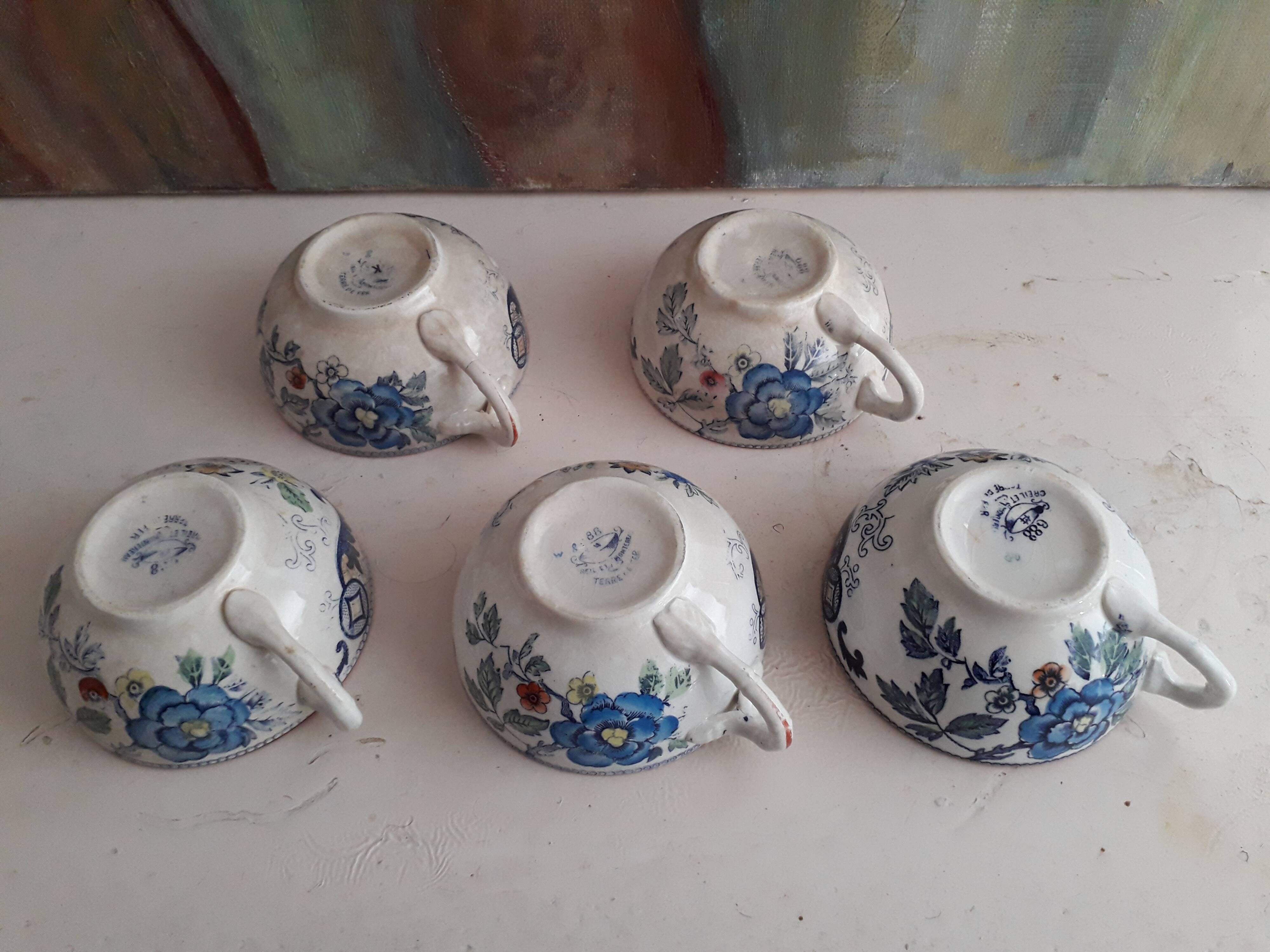 Old cups Creil and Montereau iron Earth