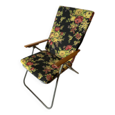 Vintage folding deckchair