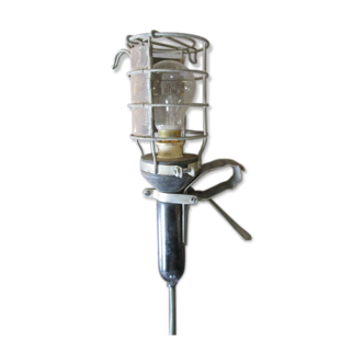 Old wandering lamp