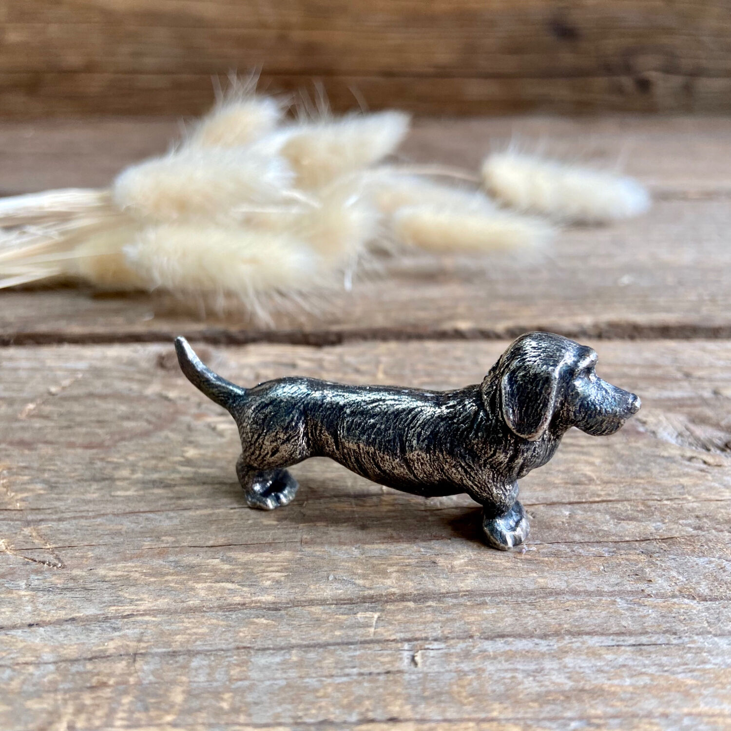 6 vintage dog knife holders