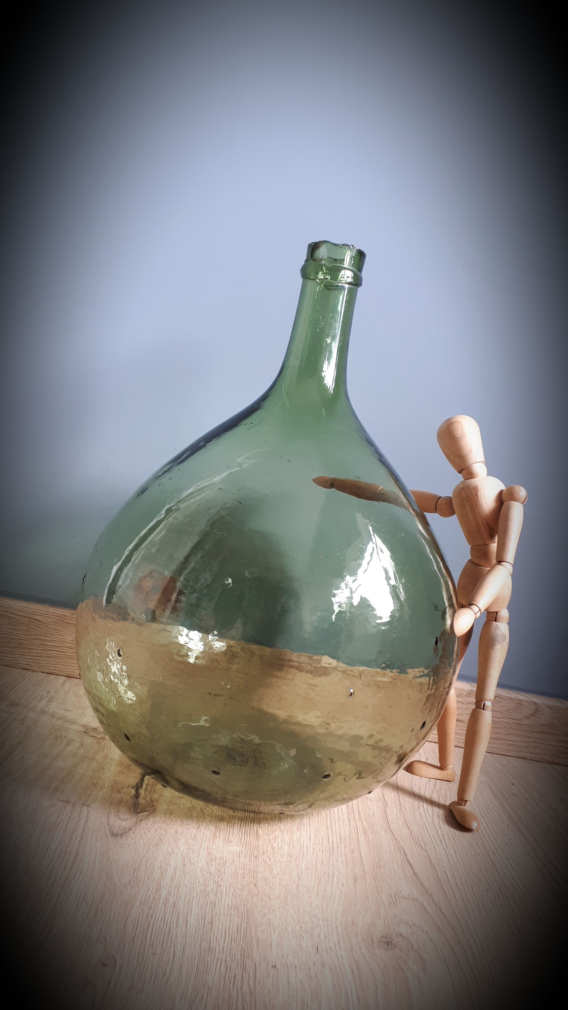 Demi-john 10L round light green sling neck