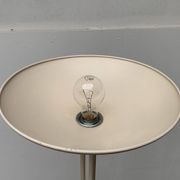 Lampe sur pied minimaliste allemande de l'ère spatiale de Cosack