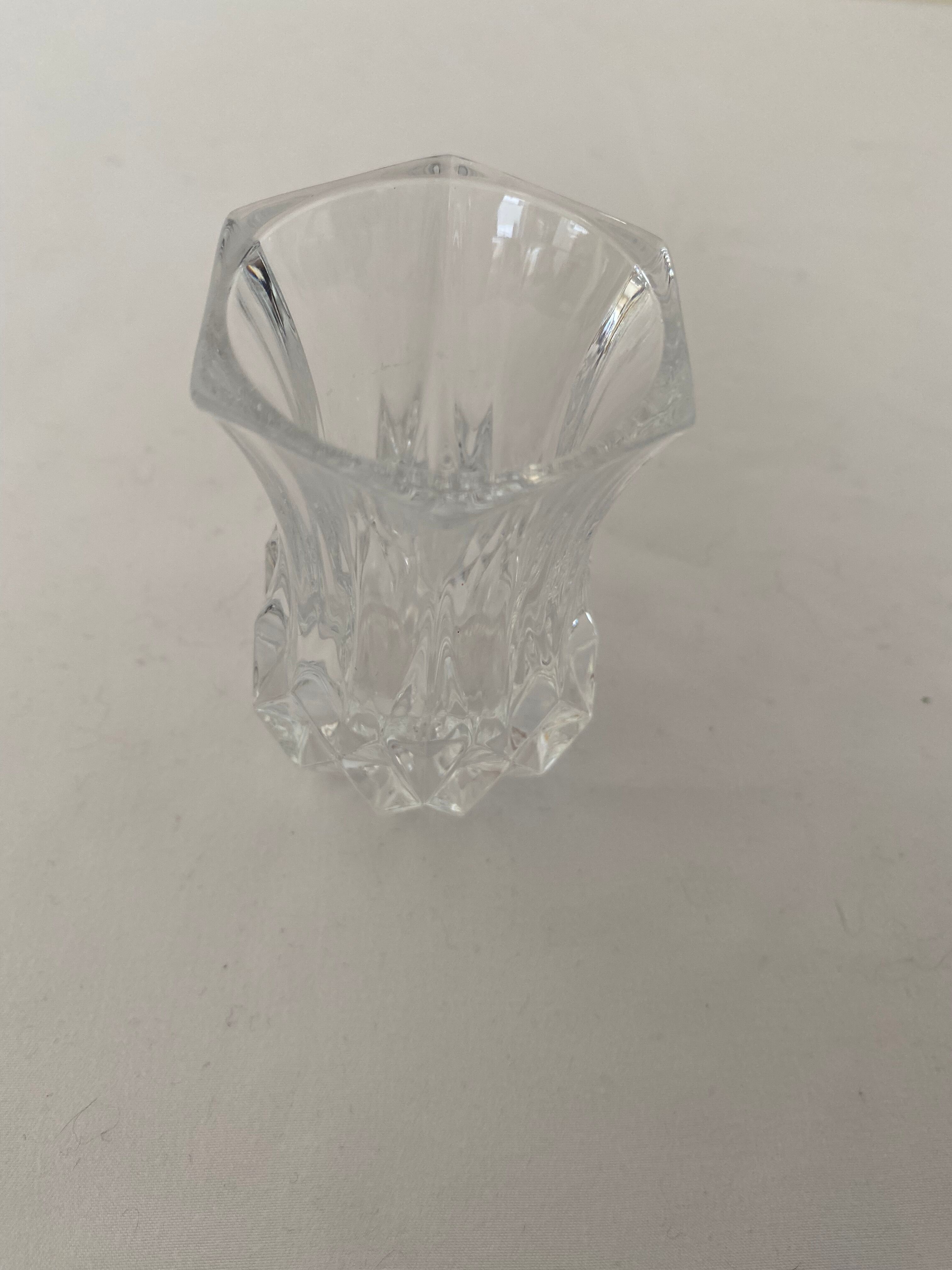 Mini soliflore chissed glass vase