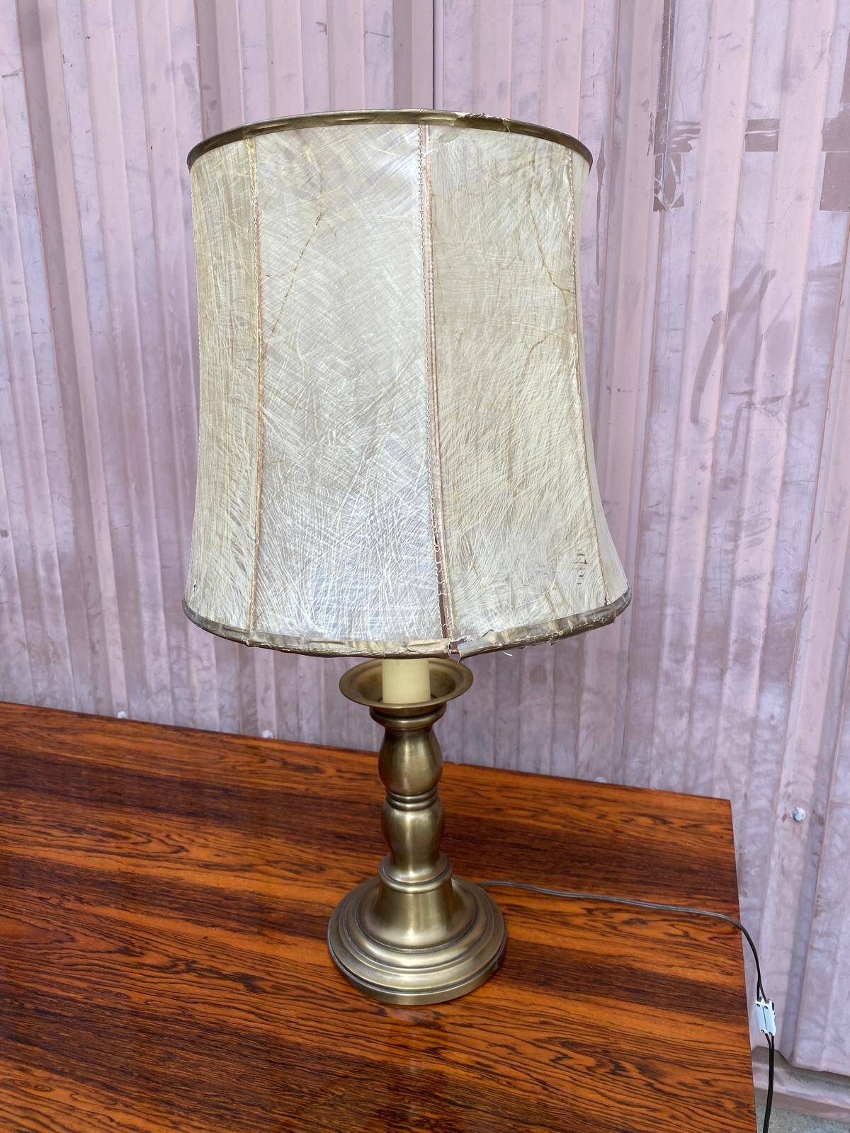 Vintage lamp in gilded bronze